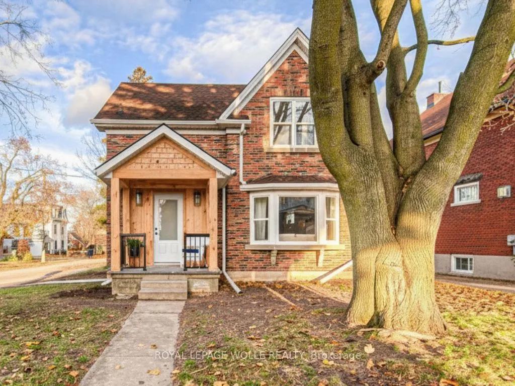 30 Dunbar Road S