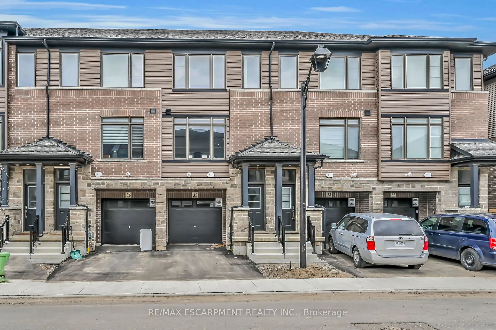 120 COURT Drive #35