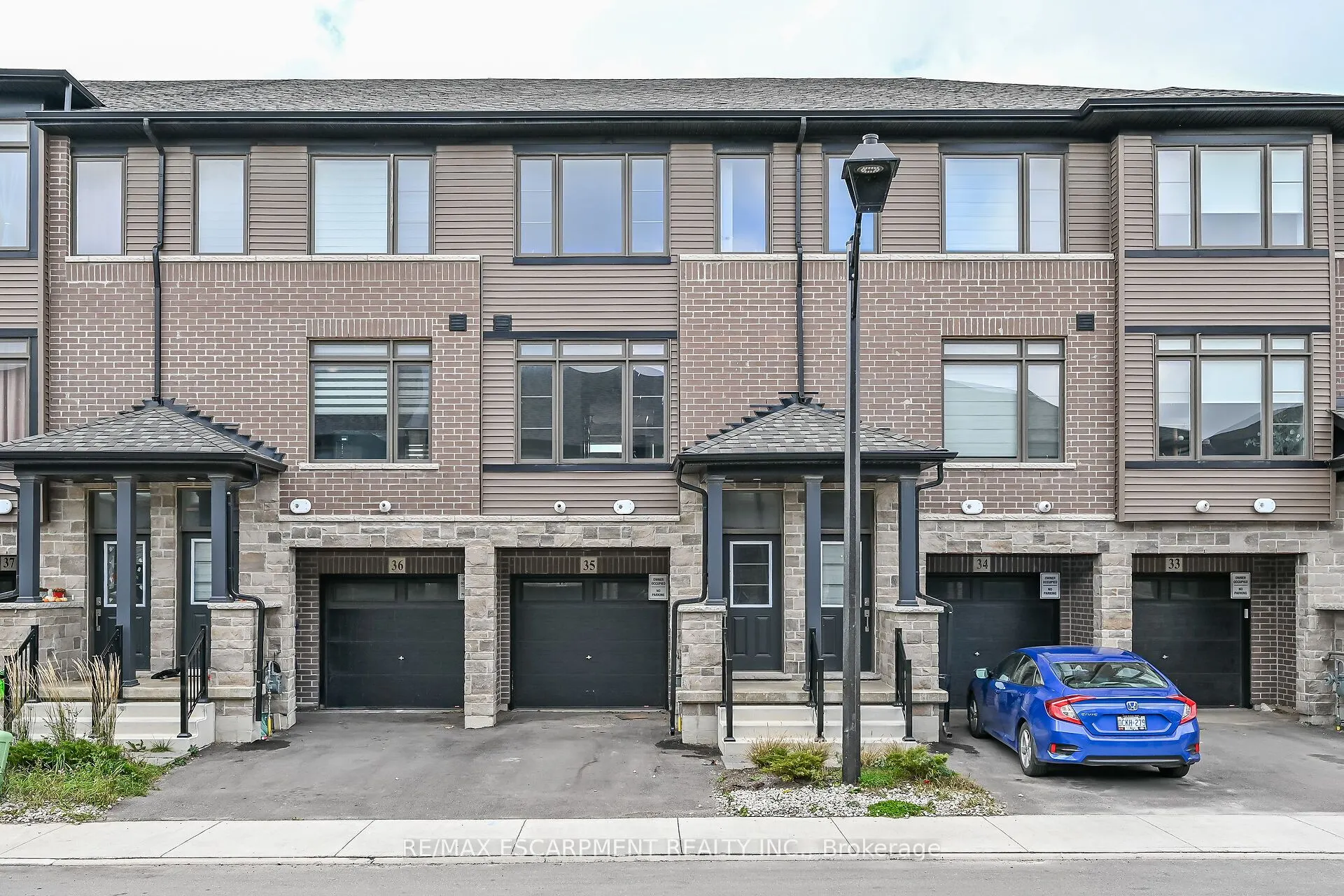 120 COURT Drive #35