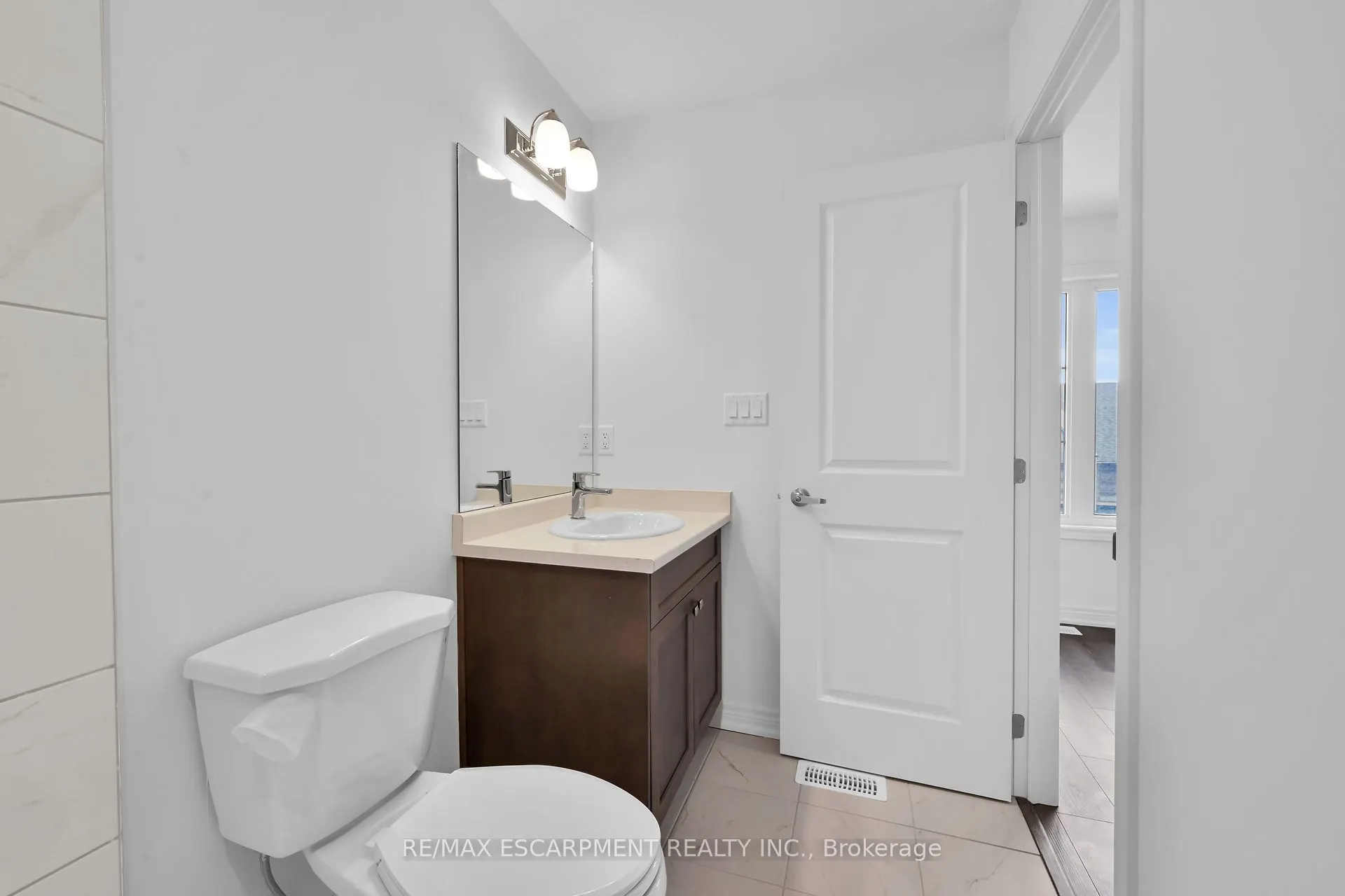 120 COURT Drive #35