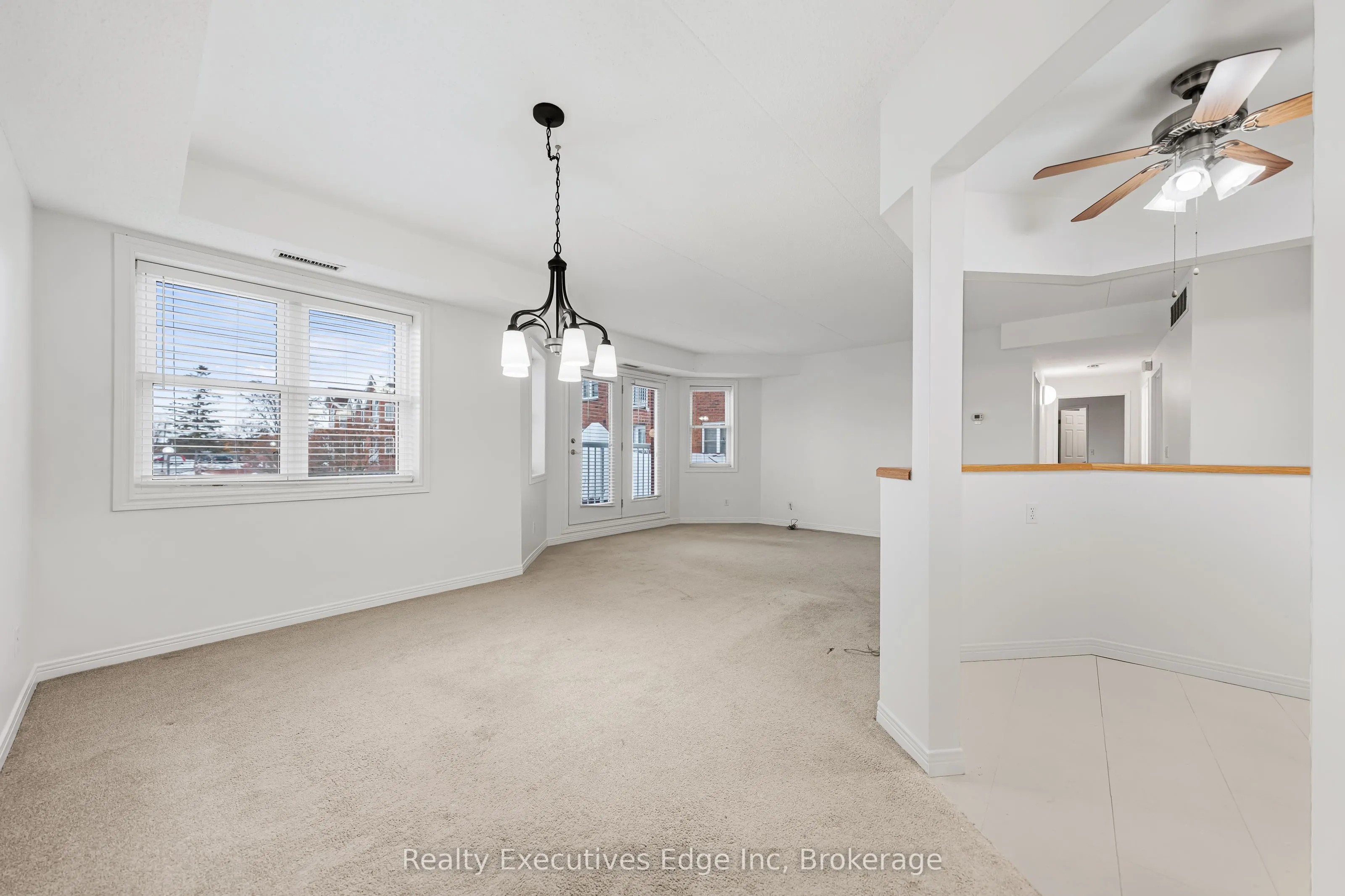 208 Silvercreek Parkway N #205