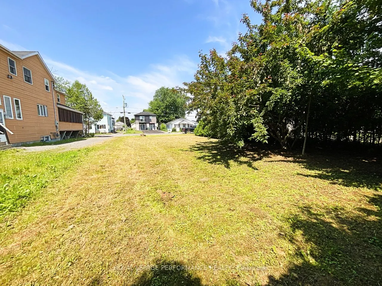 NA KITCHENER Street