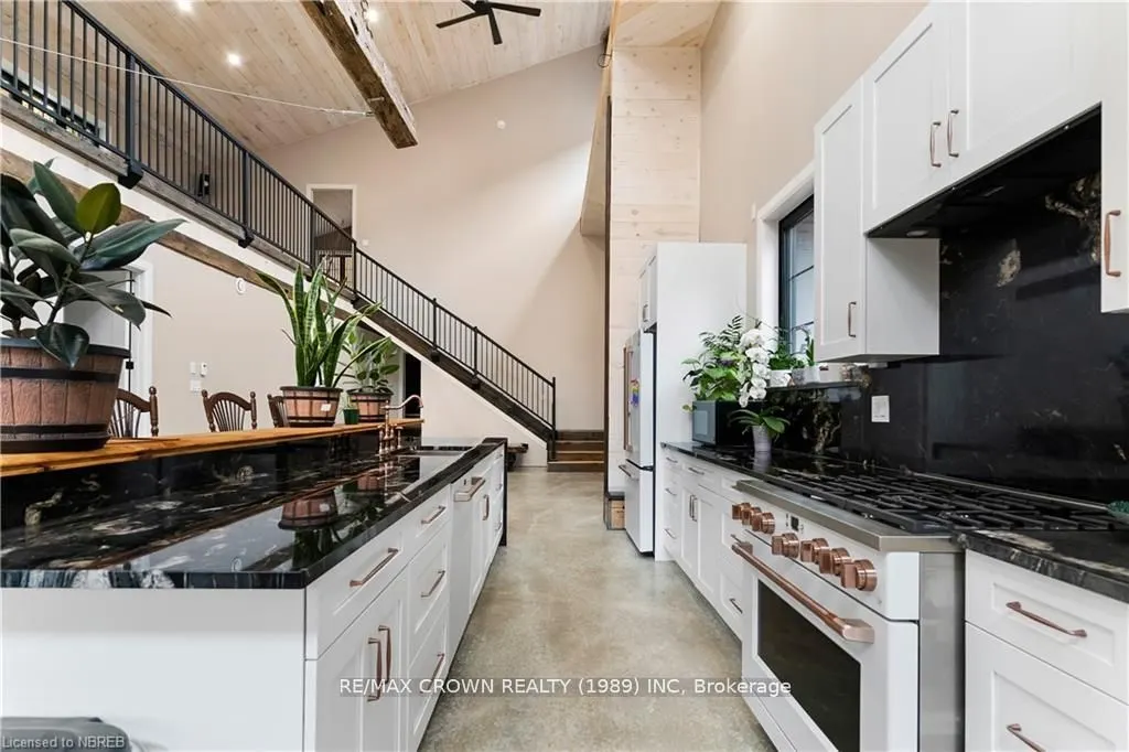 24 Sun Valley Way