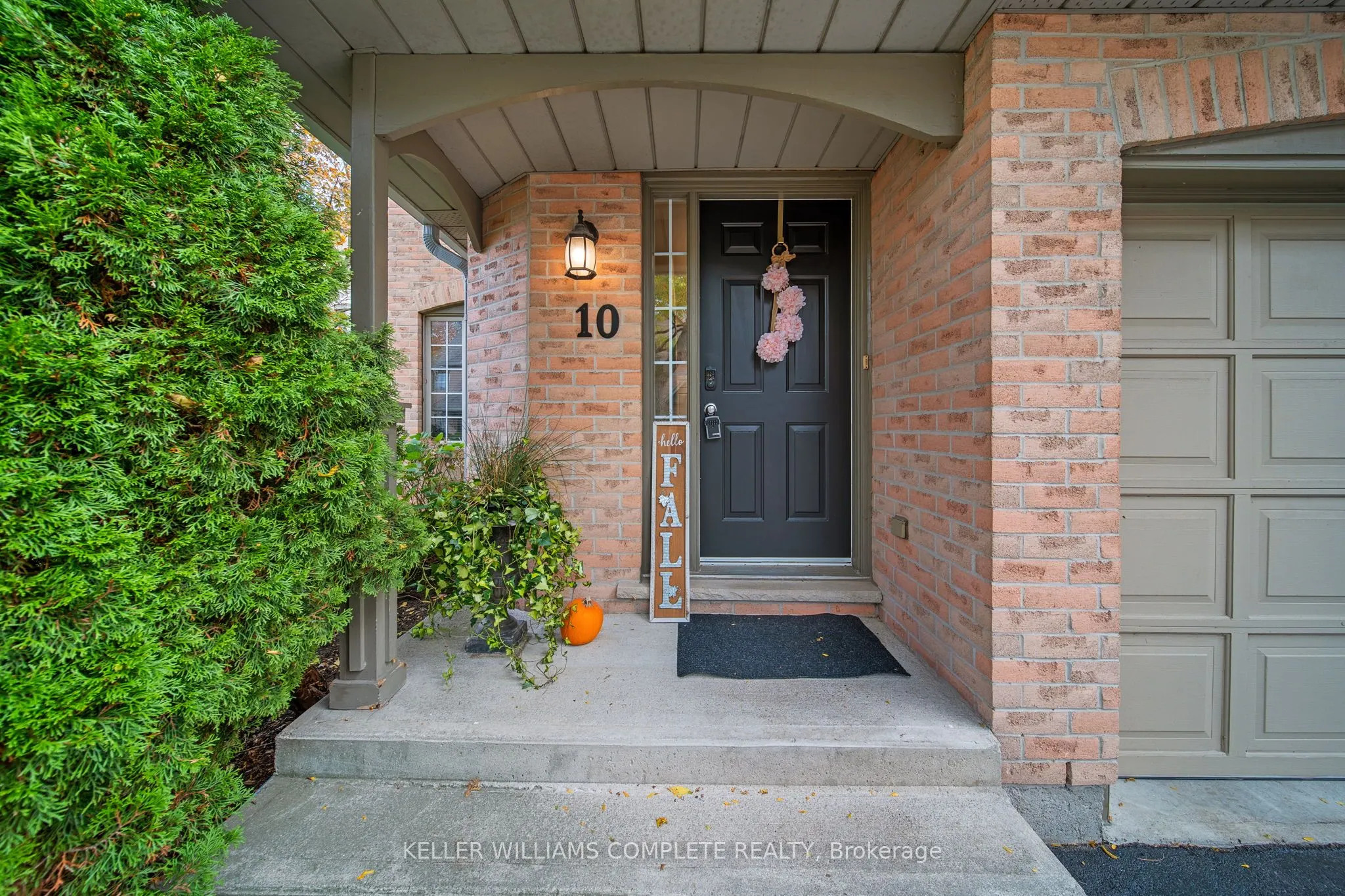 320 Hamilton Drive #10