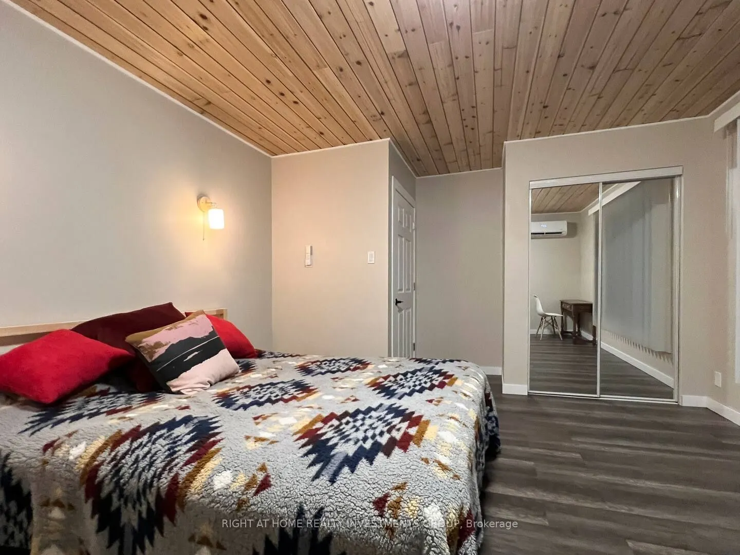 284 KAWARTHA HIDEAWAY Road