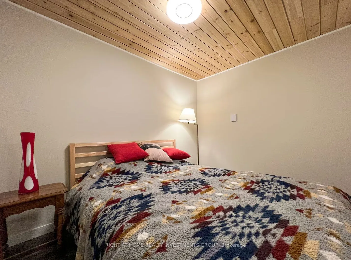 284 KAWARTHA HIDEAWAY Road
