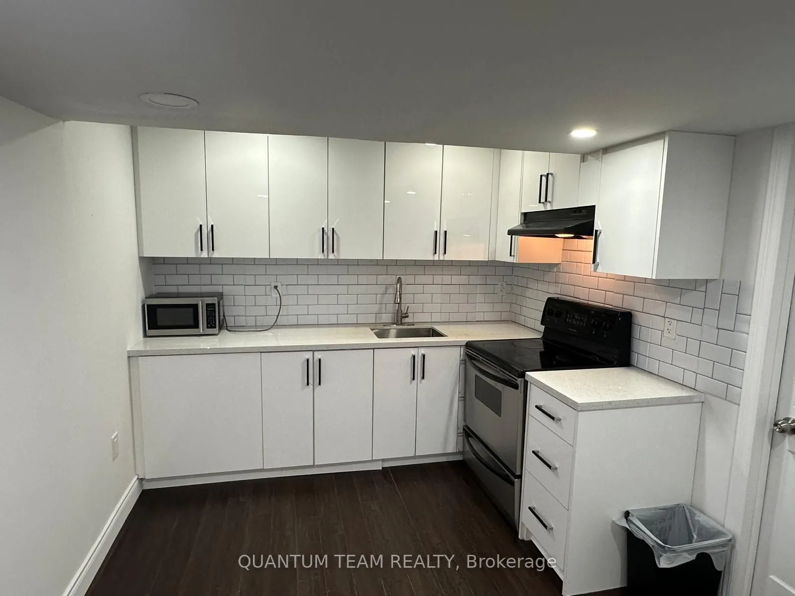 6159 Eaglewood Drive