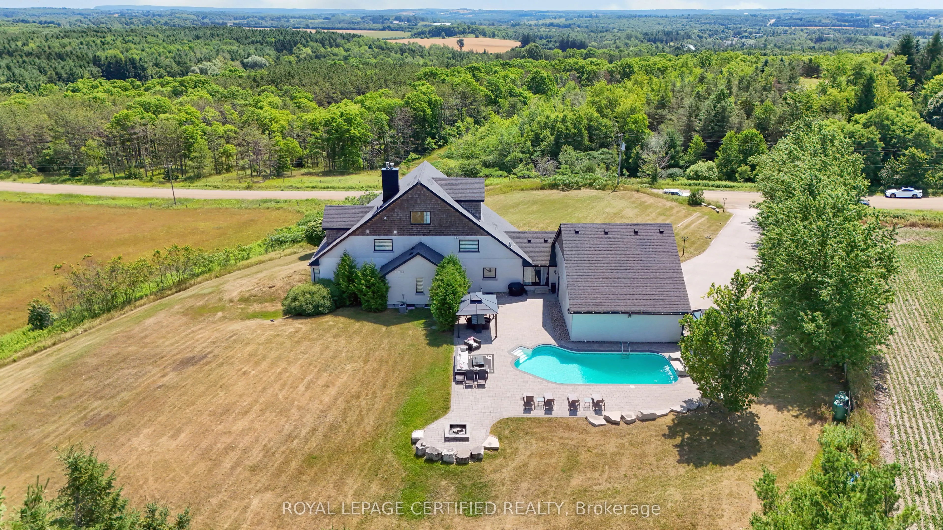 9170 Sideroad 27