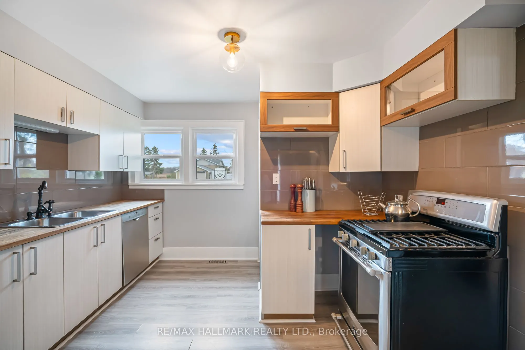 231 Point Abino Road S