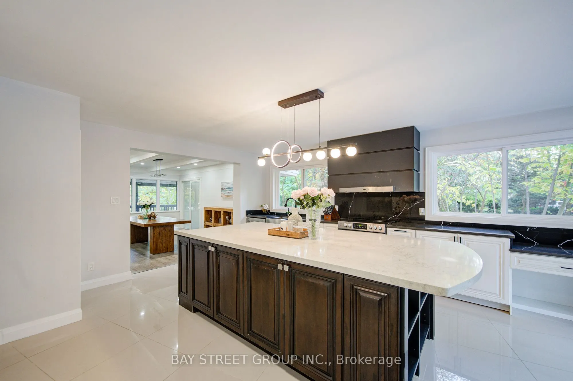 14874 Niagara River Parkway
