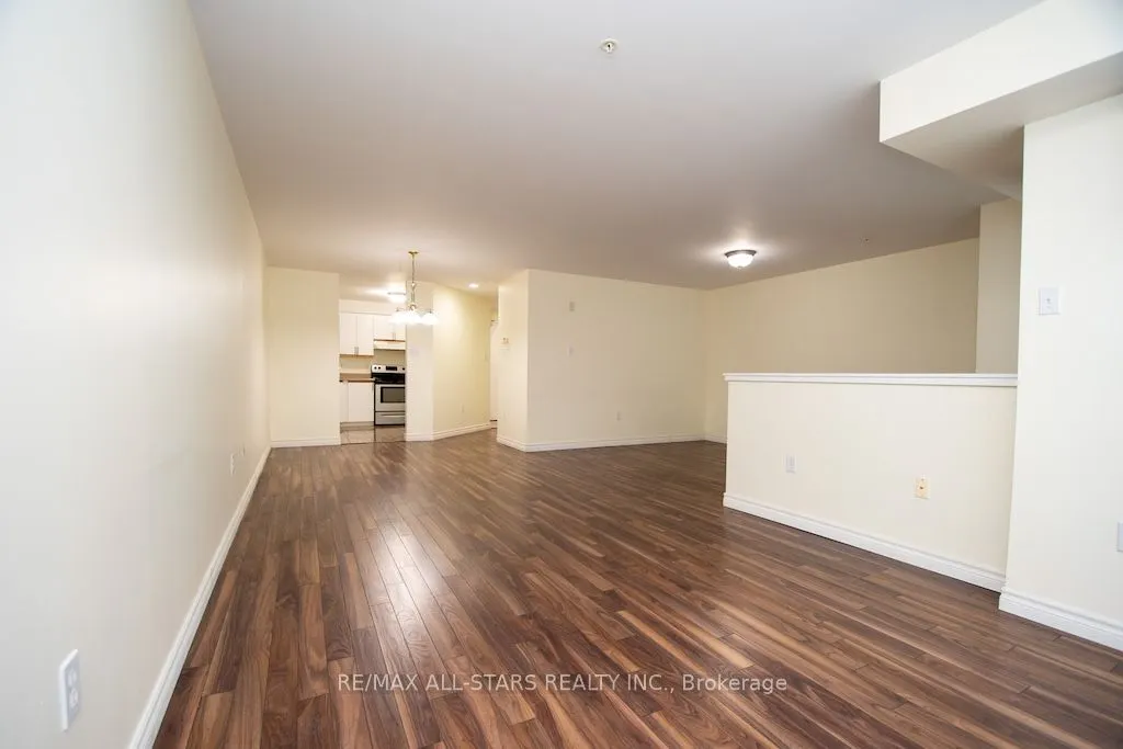8 Huron Street #106