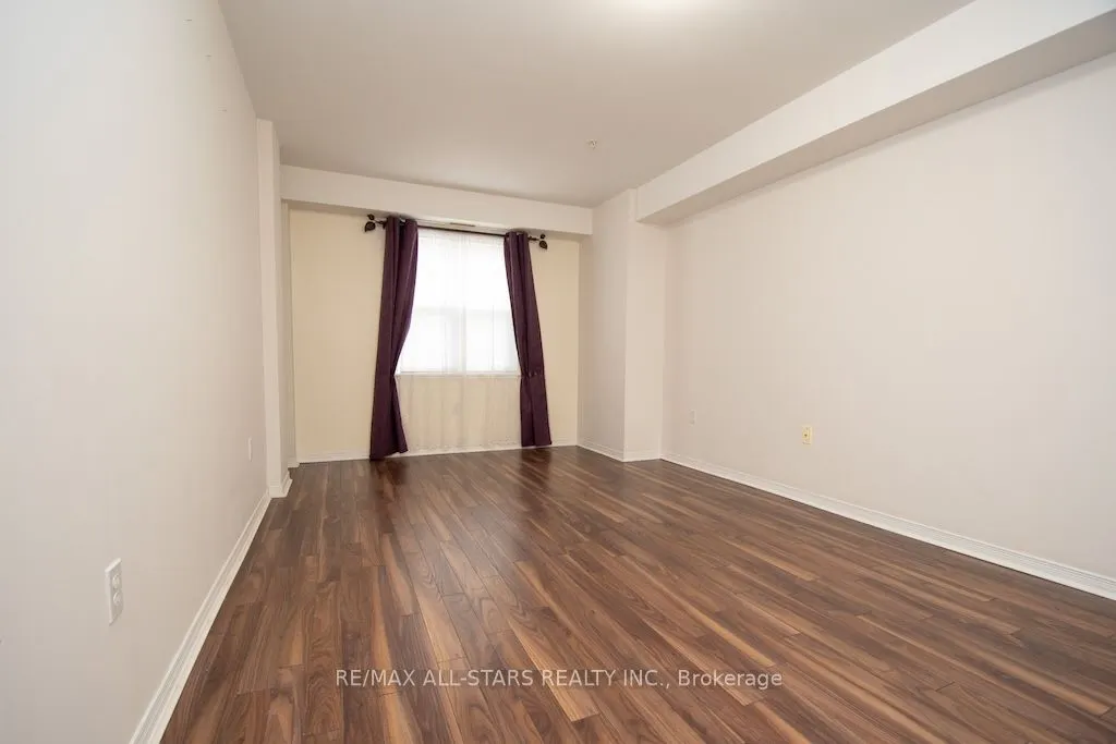 8 Huron Street #106