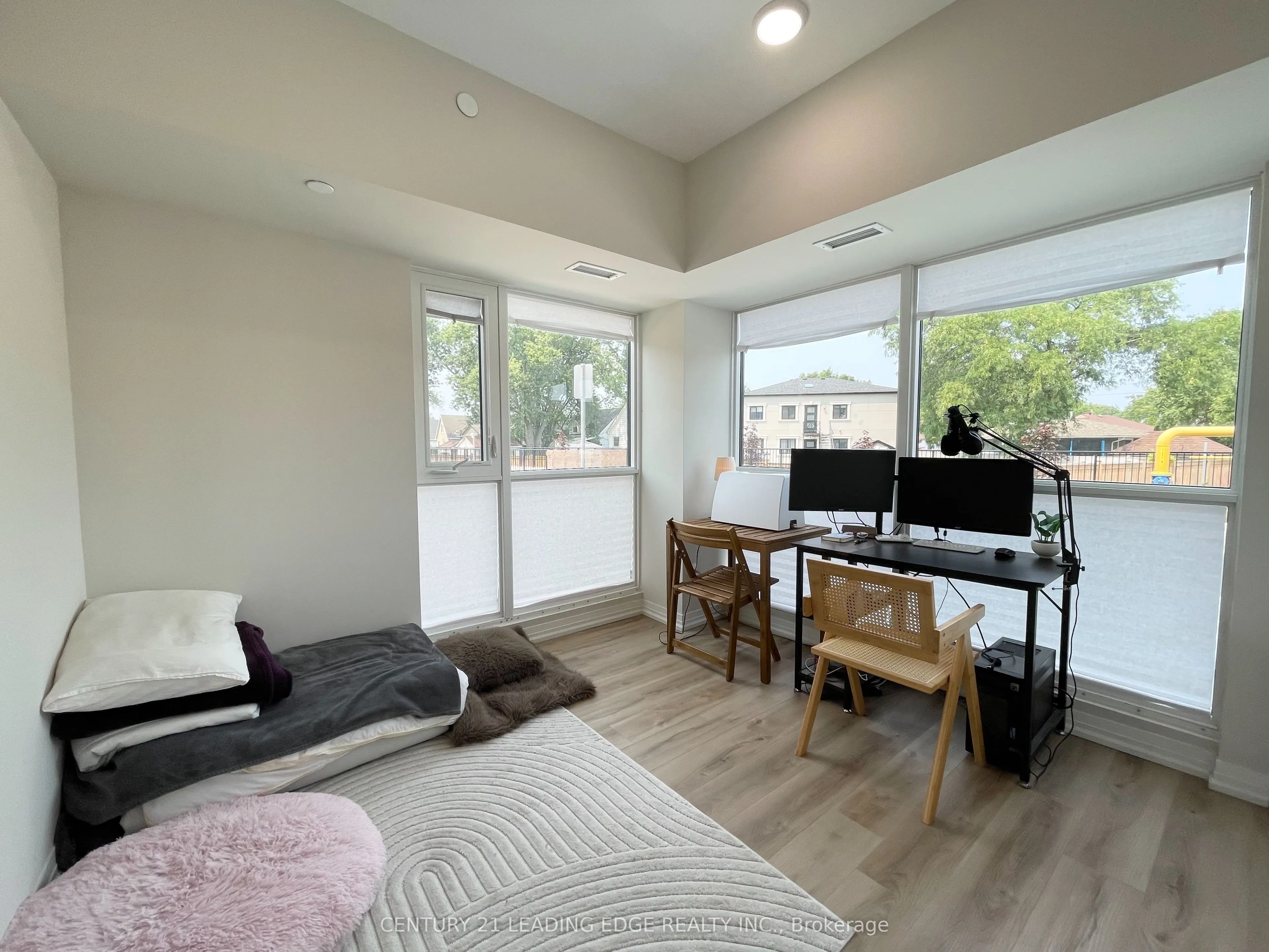 50 Herrick Avenue ##115