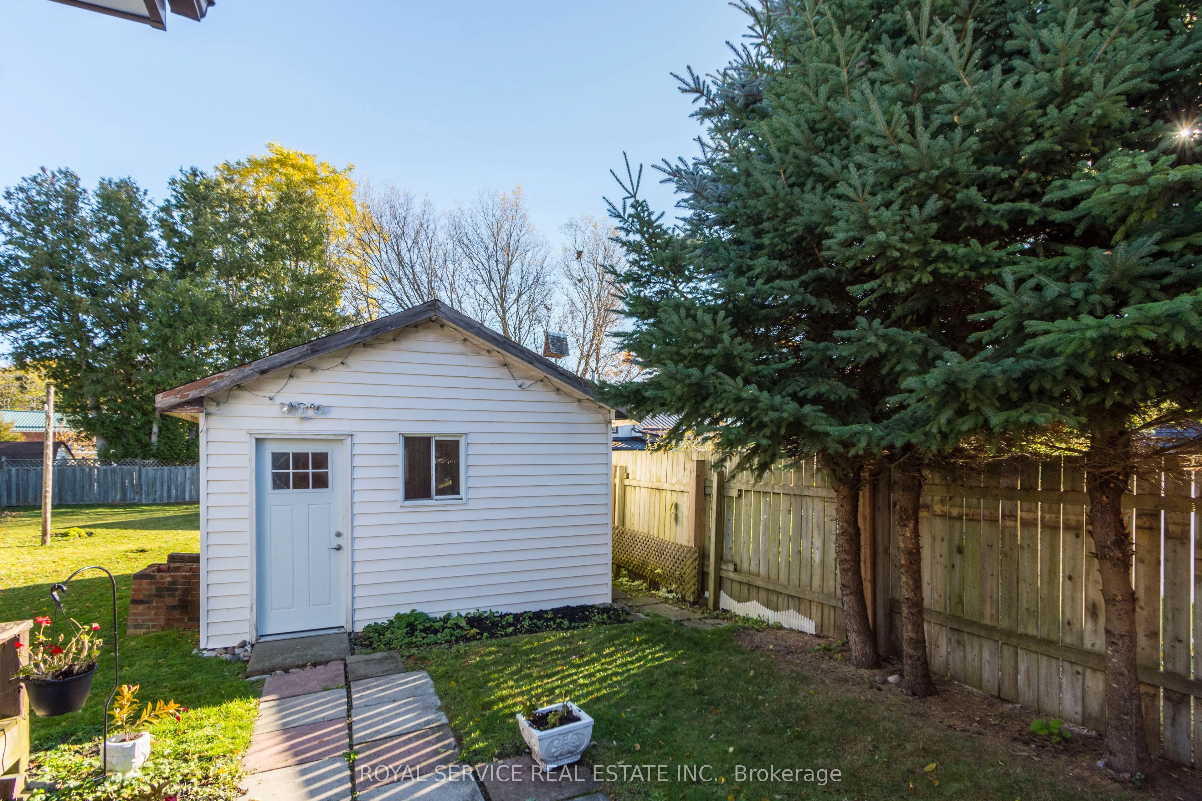 370 Division Street