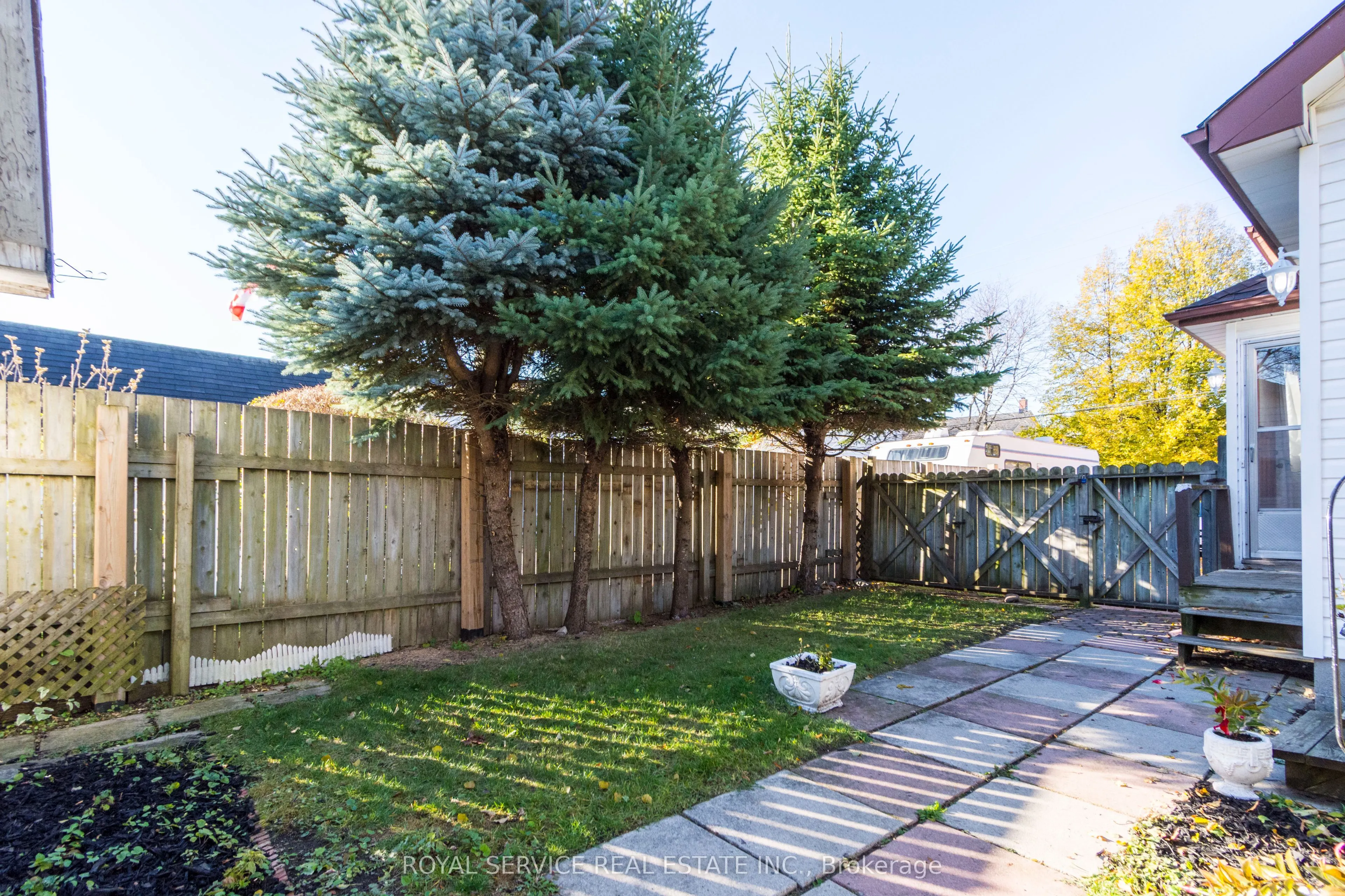 370 Division Street