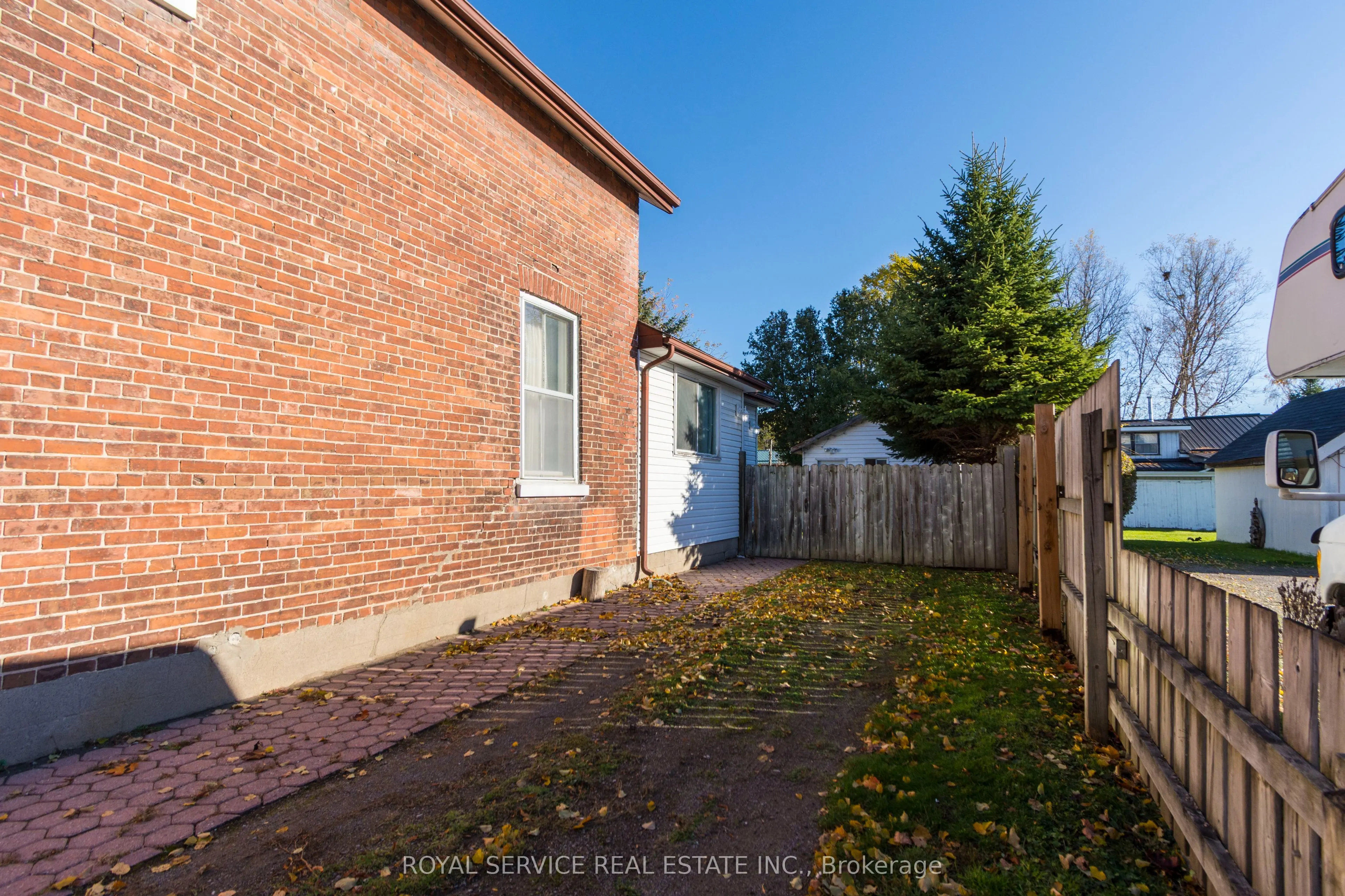 370 Division Street