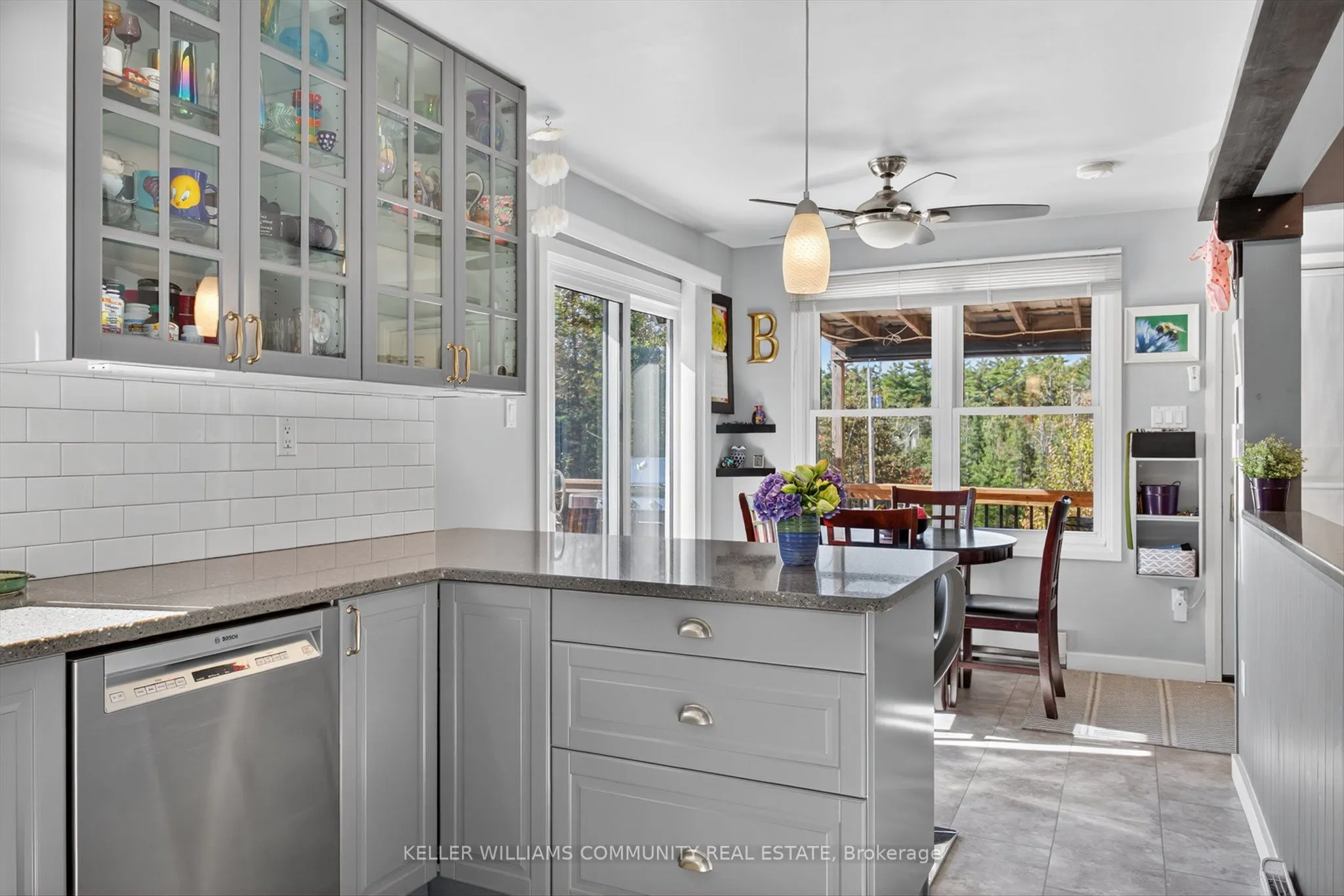 1352 County Rd 49 Road