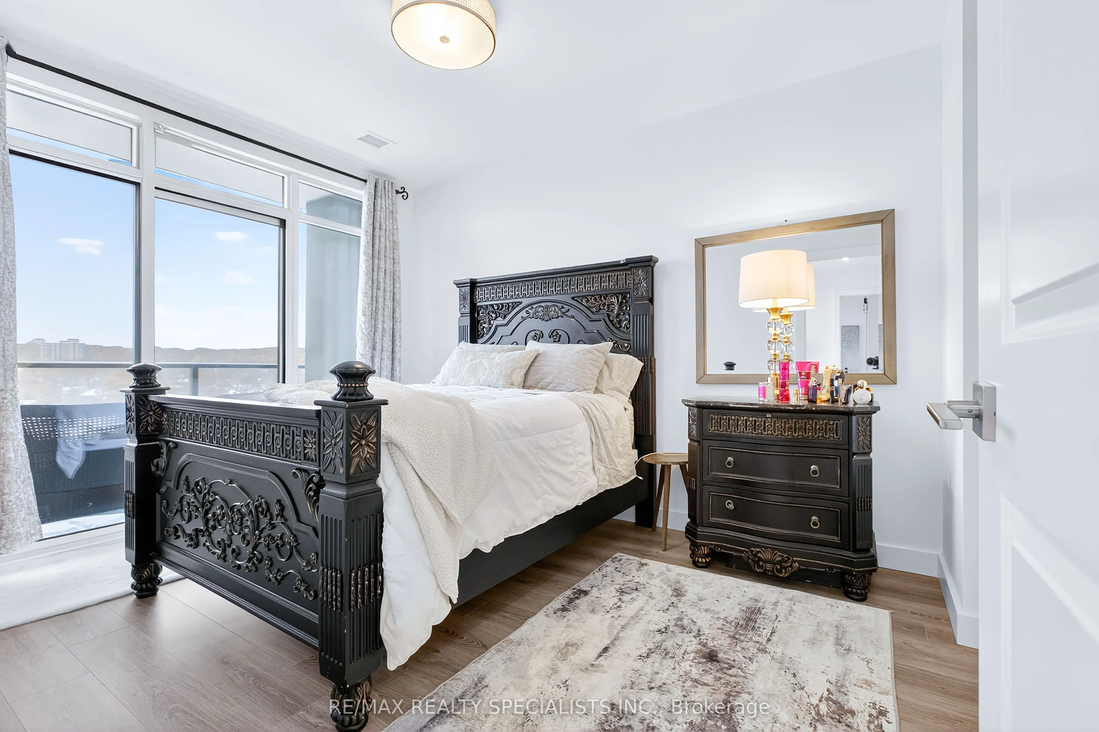 15 Glebe Street #1310