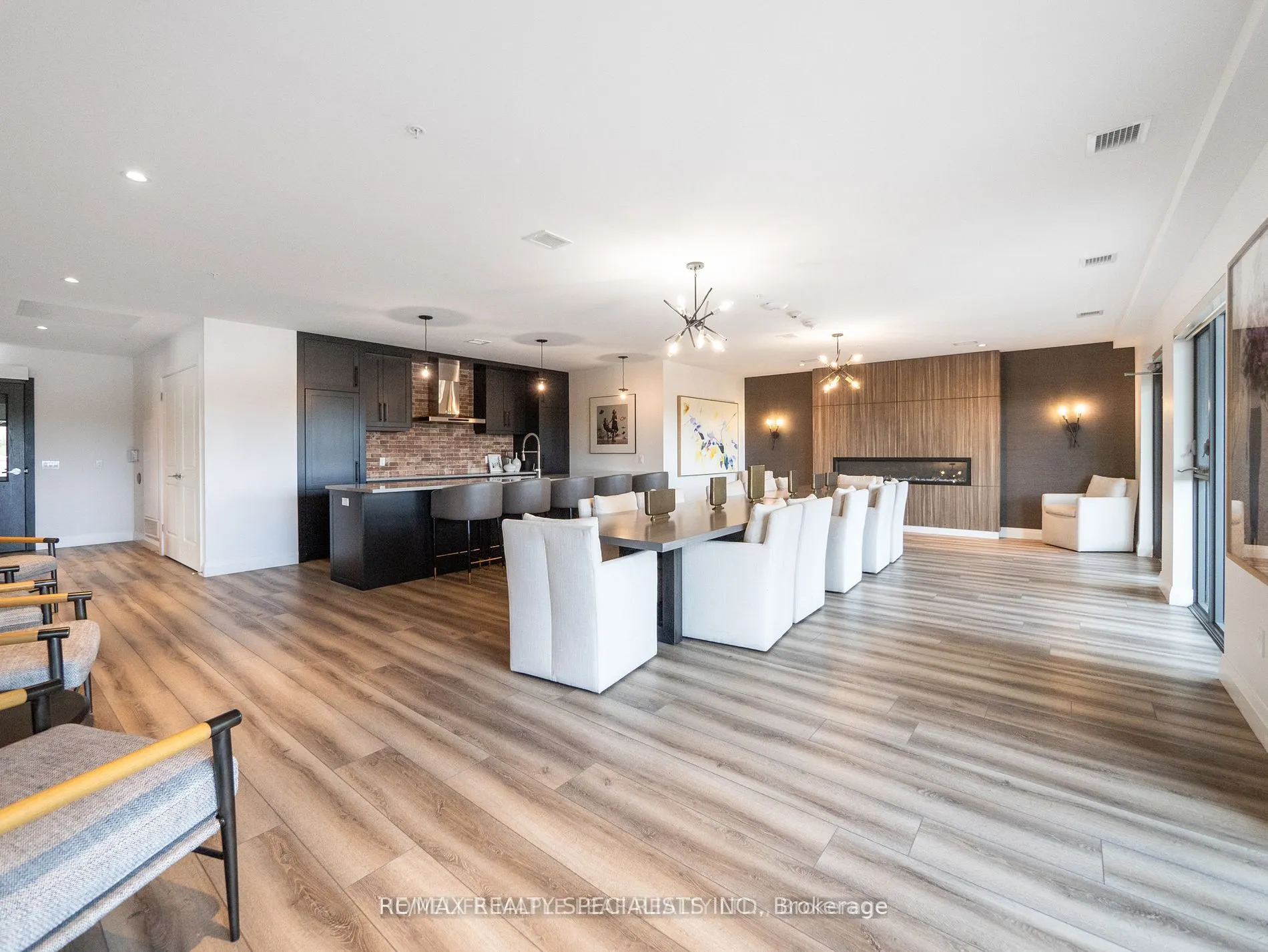 15 Glebe Street #1310