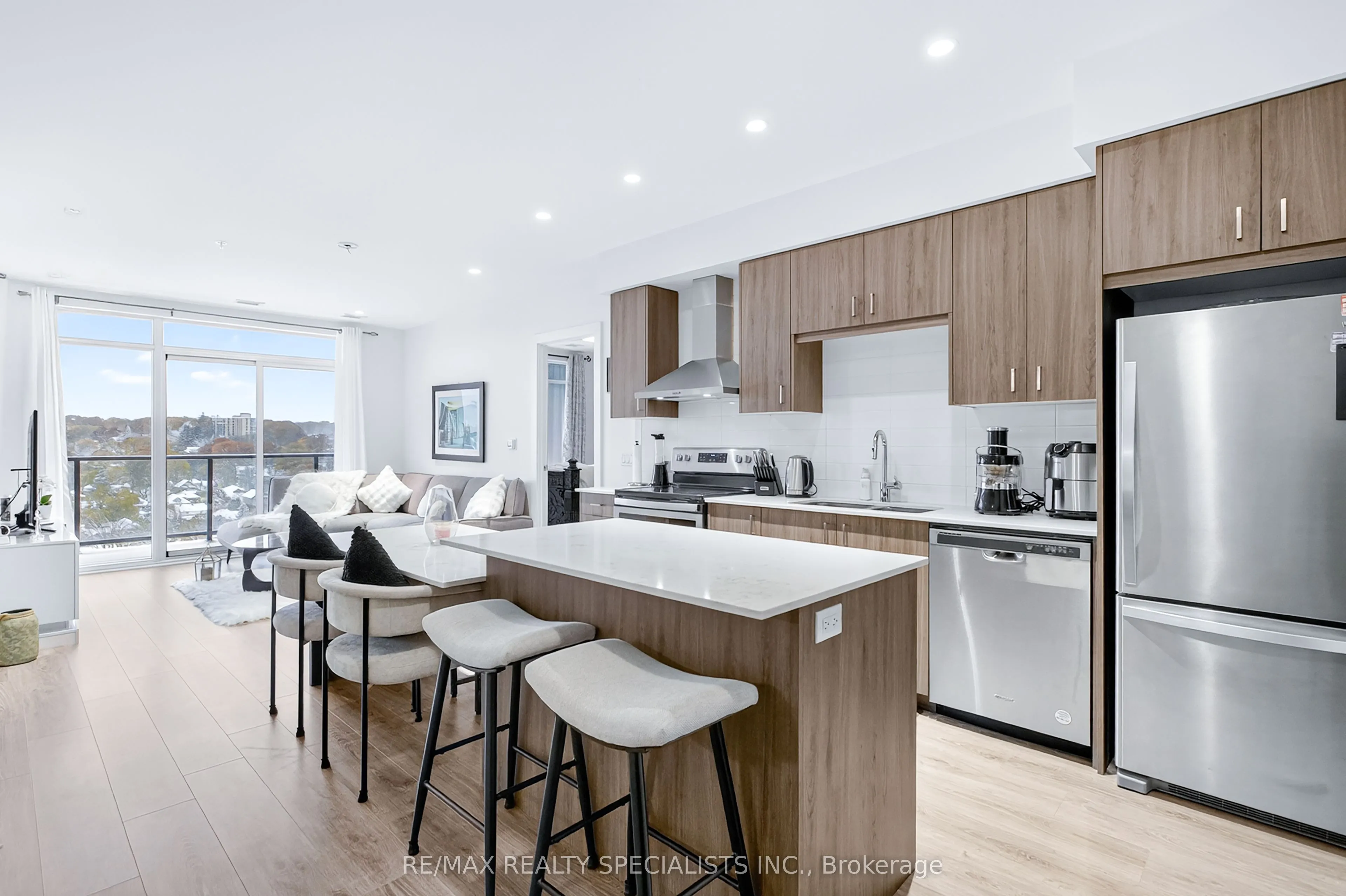 15 Glebe Street #1310