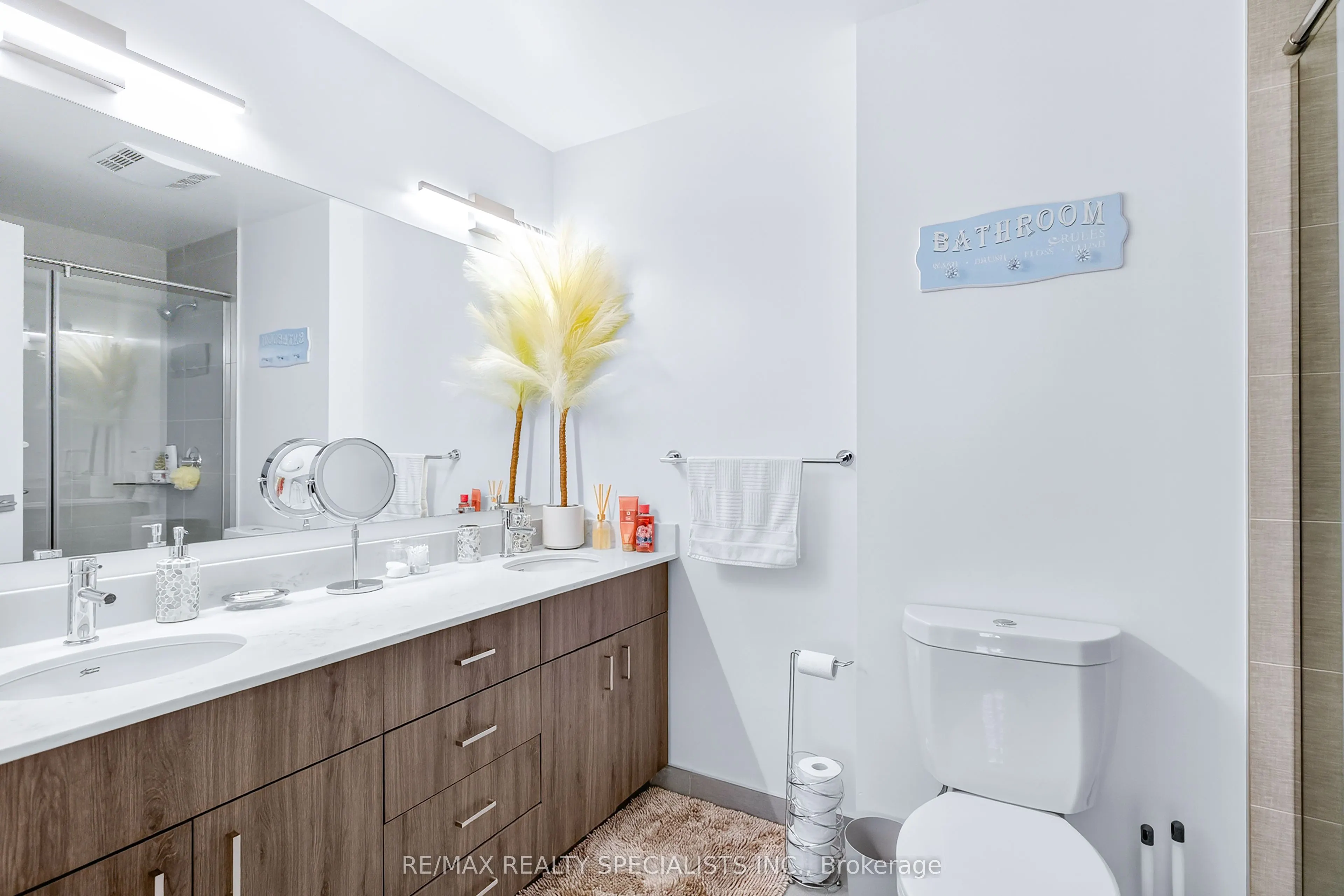 15 Glebe Street #1310
