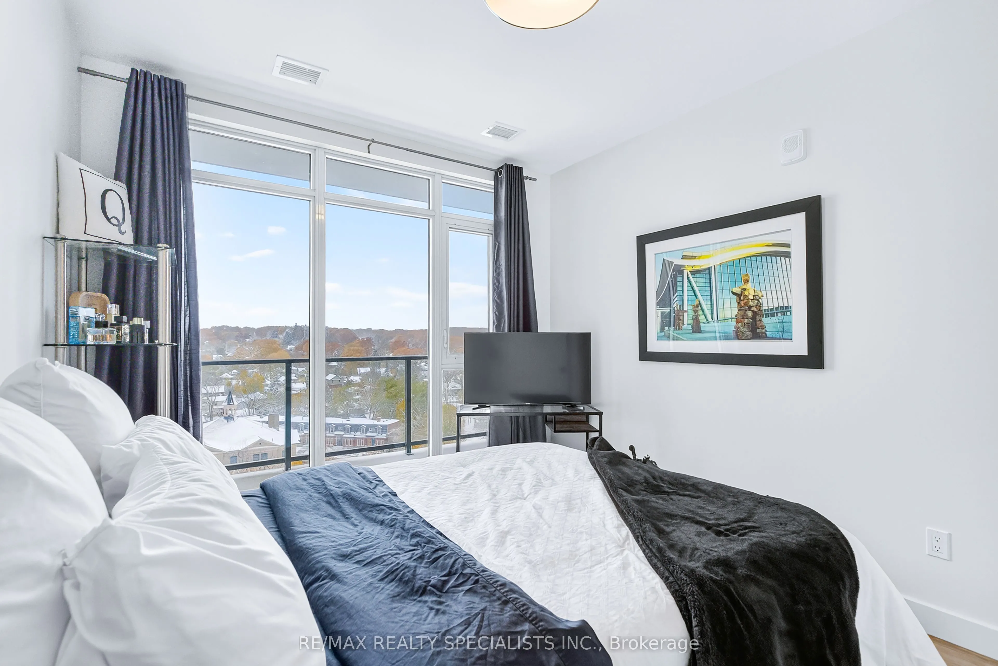 15 Glebe Street #1310