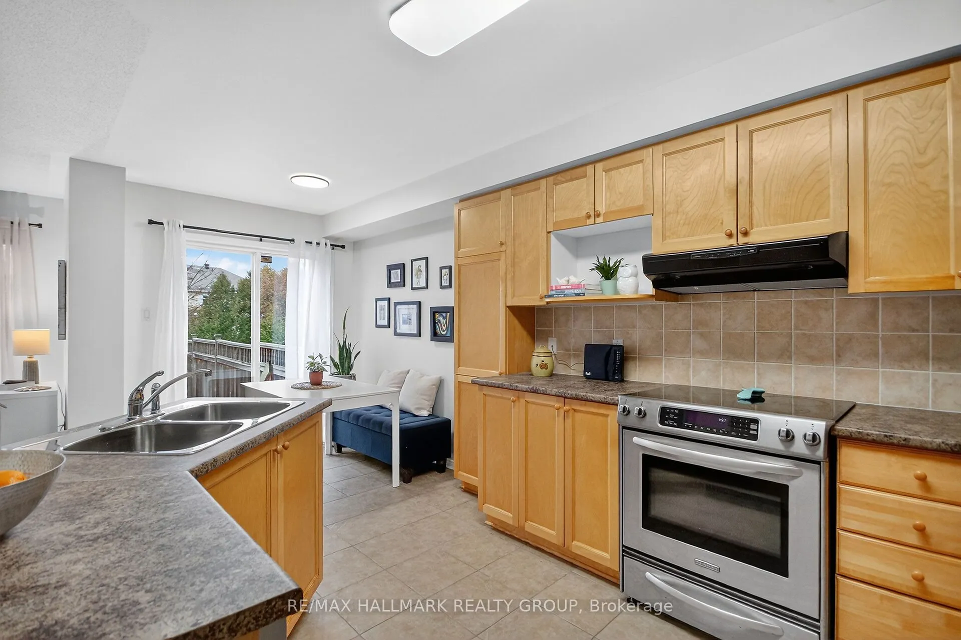 135 Gatespark Private