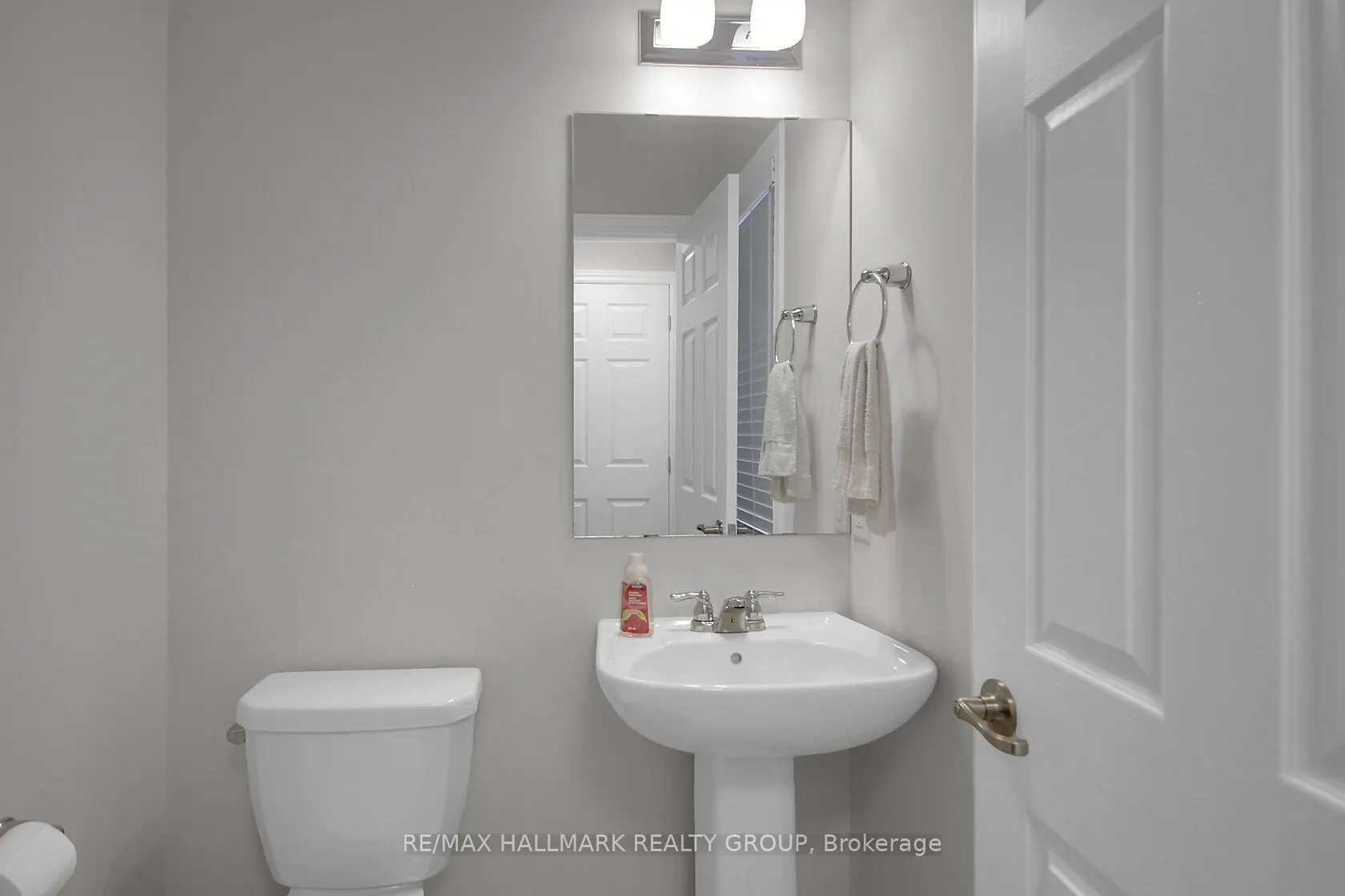135 Gatespark Private