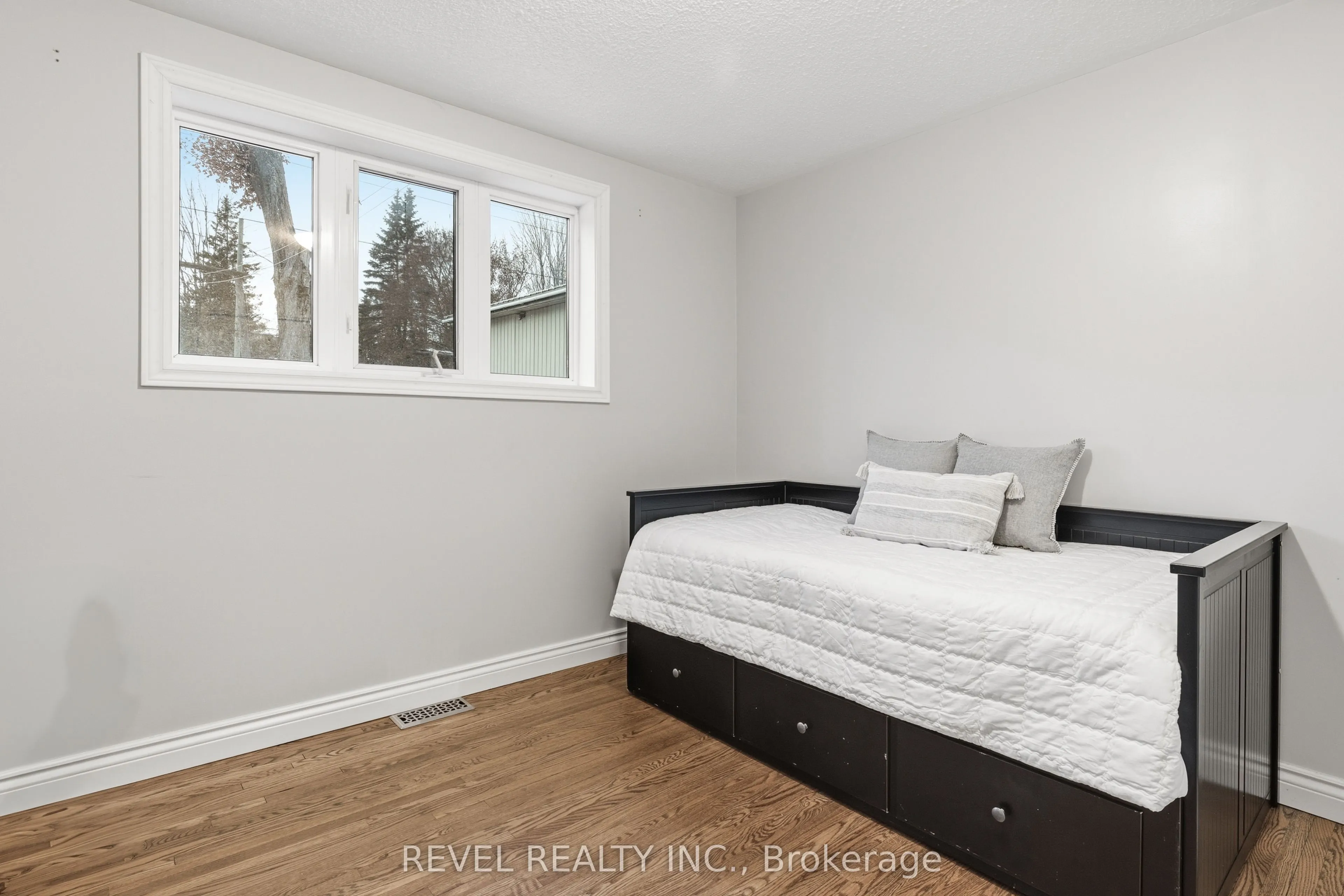 169 Victoria Drive