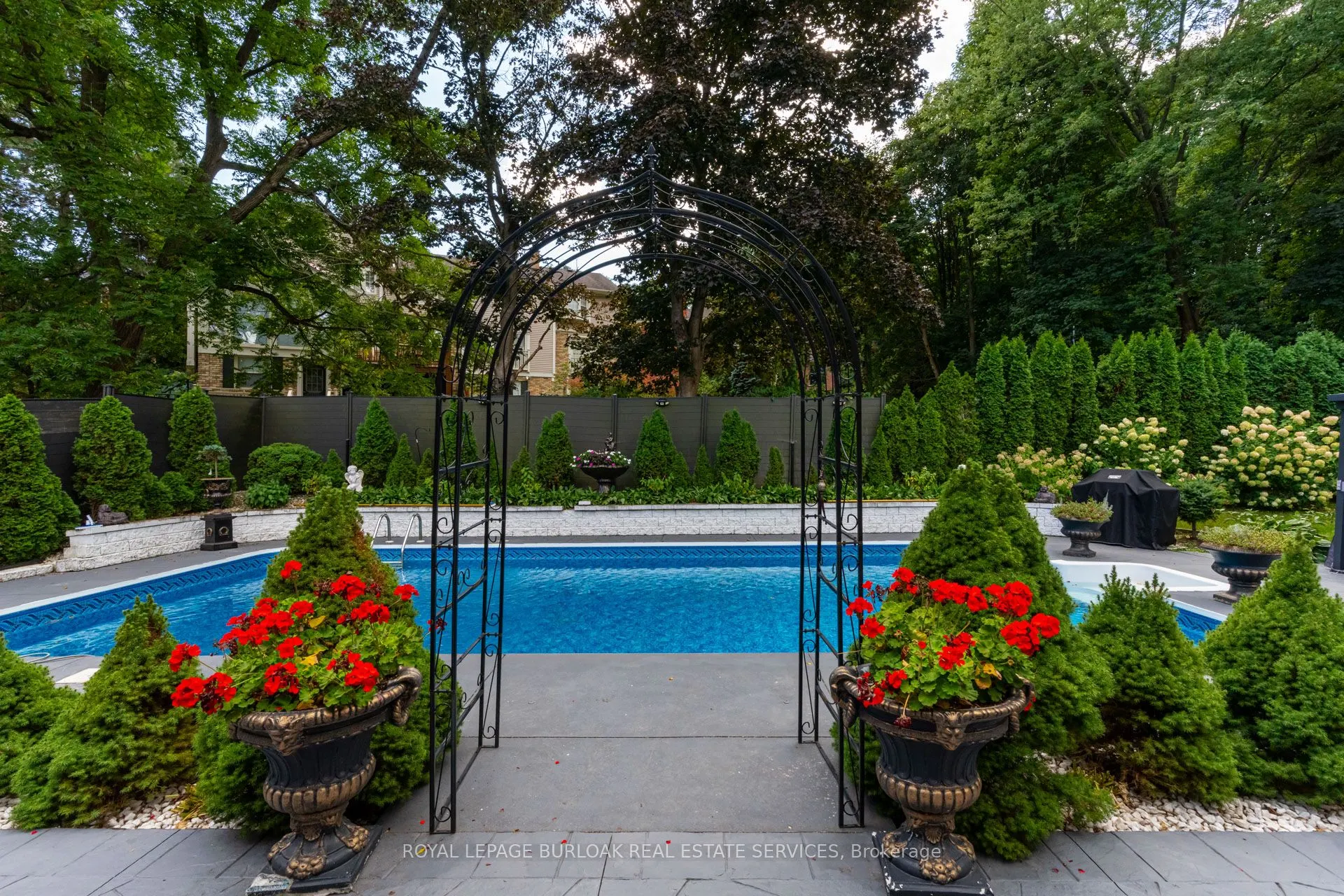28 Stonegate Drive