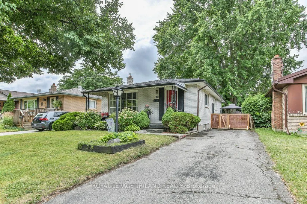 15 TALAVERA Crescent