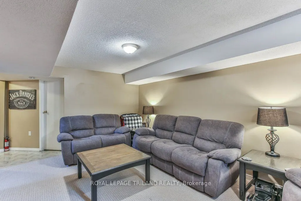 15 TALAVERA Crescent