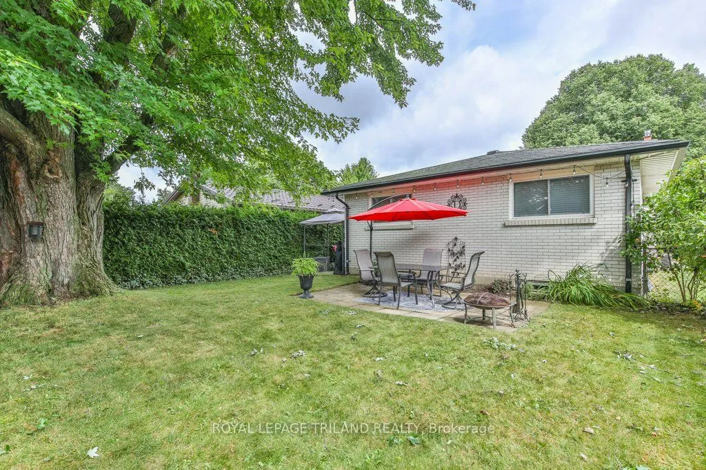 15 TALAVERA Crescent