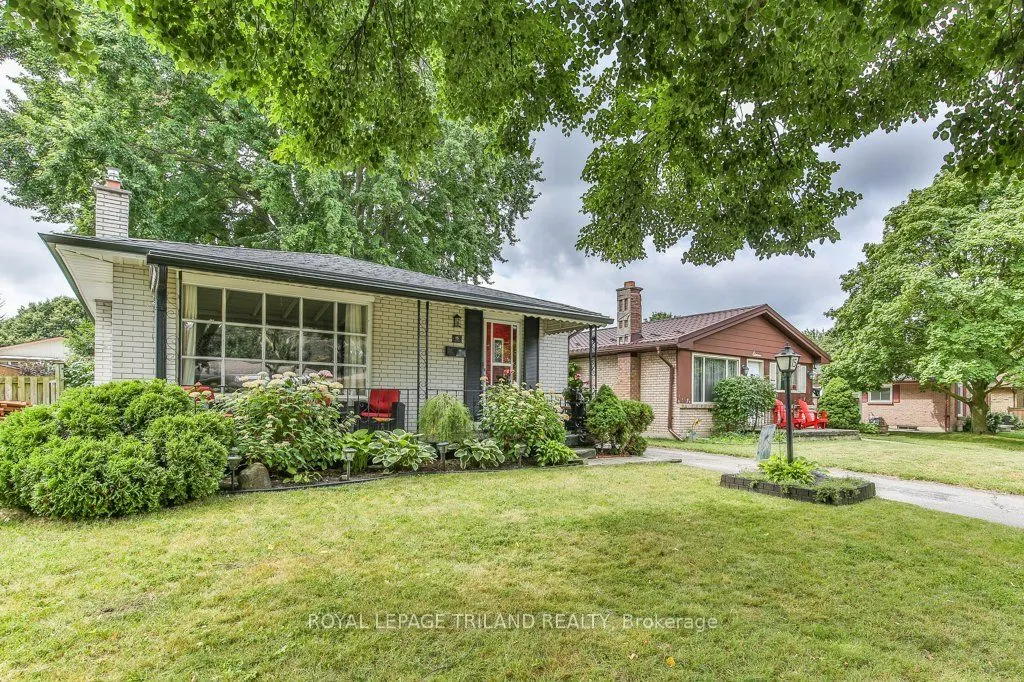 15 TALAVERA Crescent