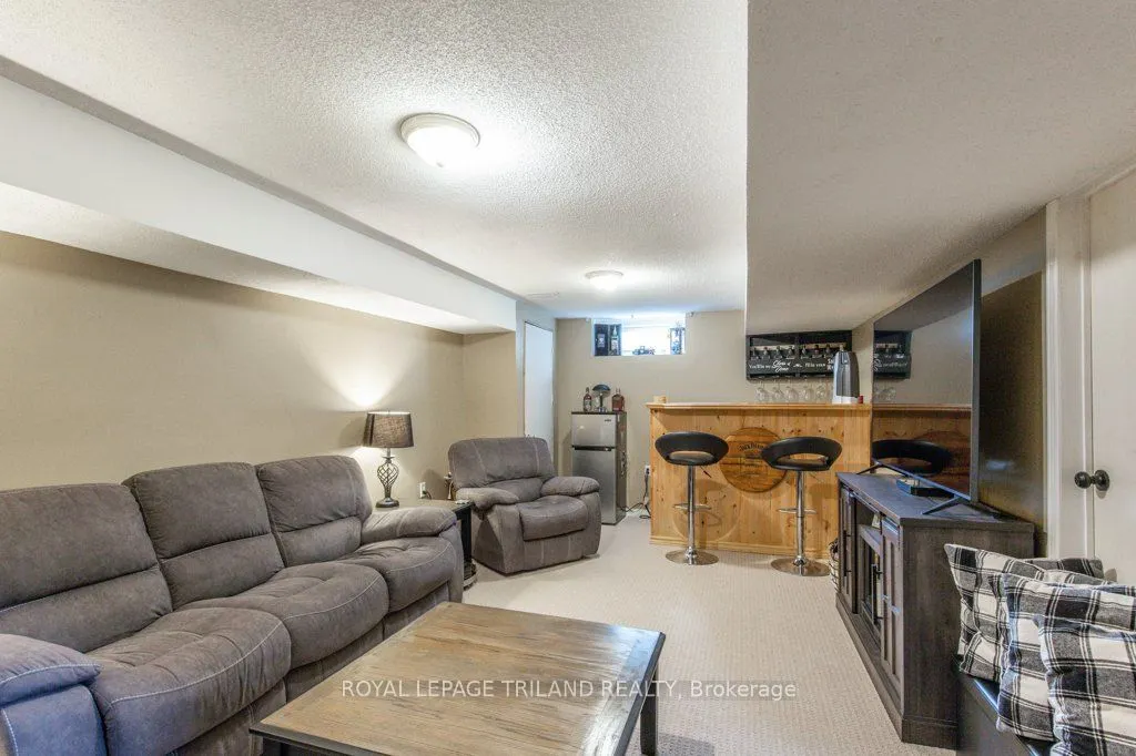 15 TALAVERA Crescent