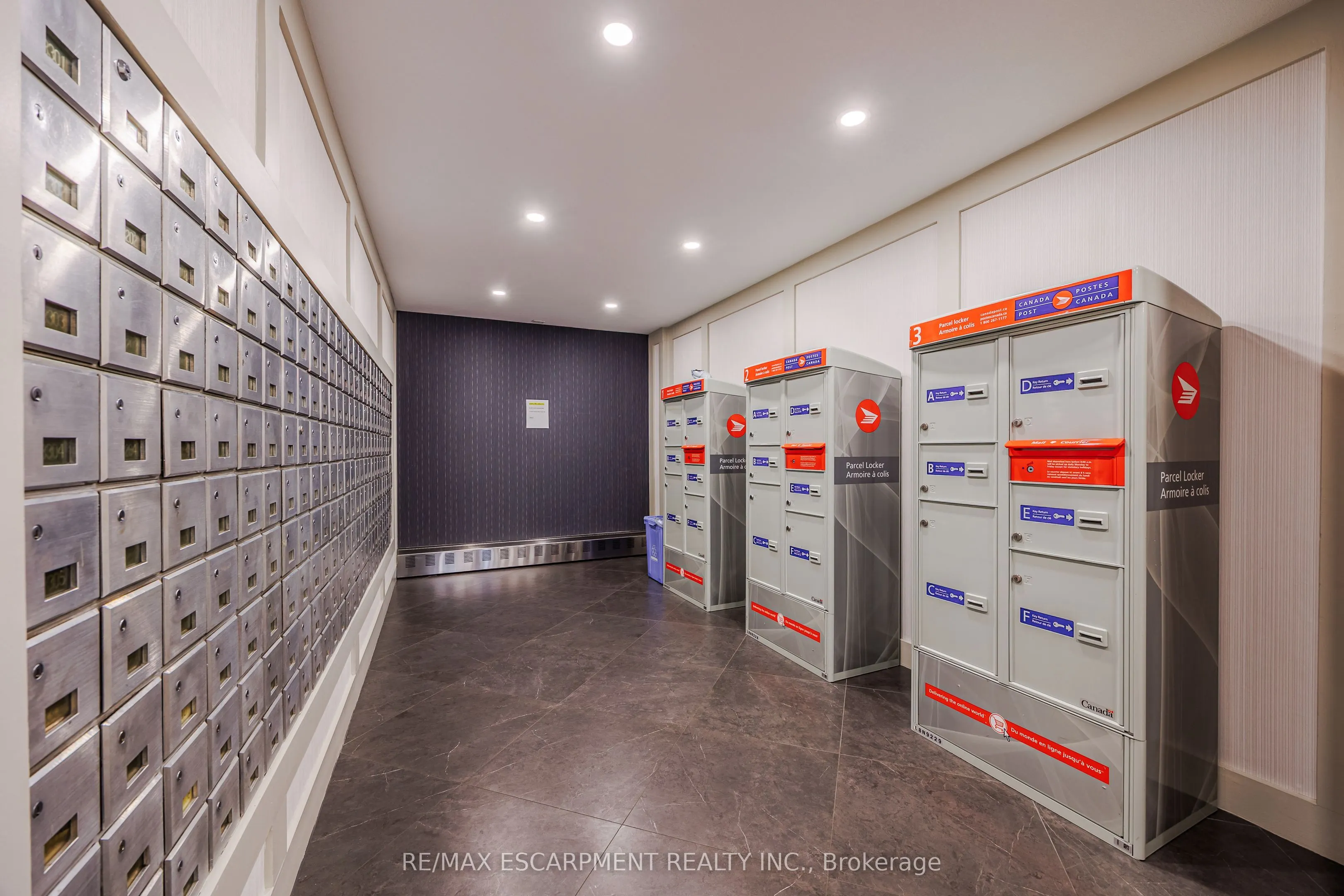150 Charlton Avenue E #2604