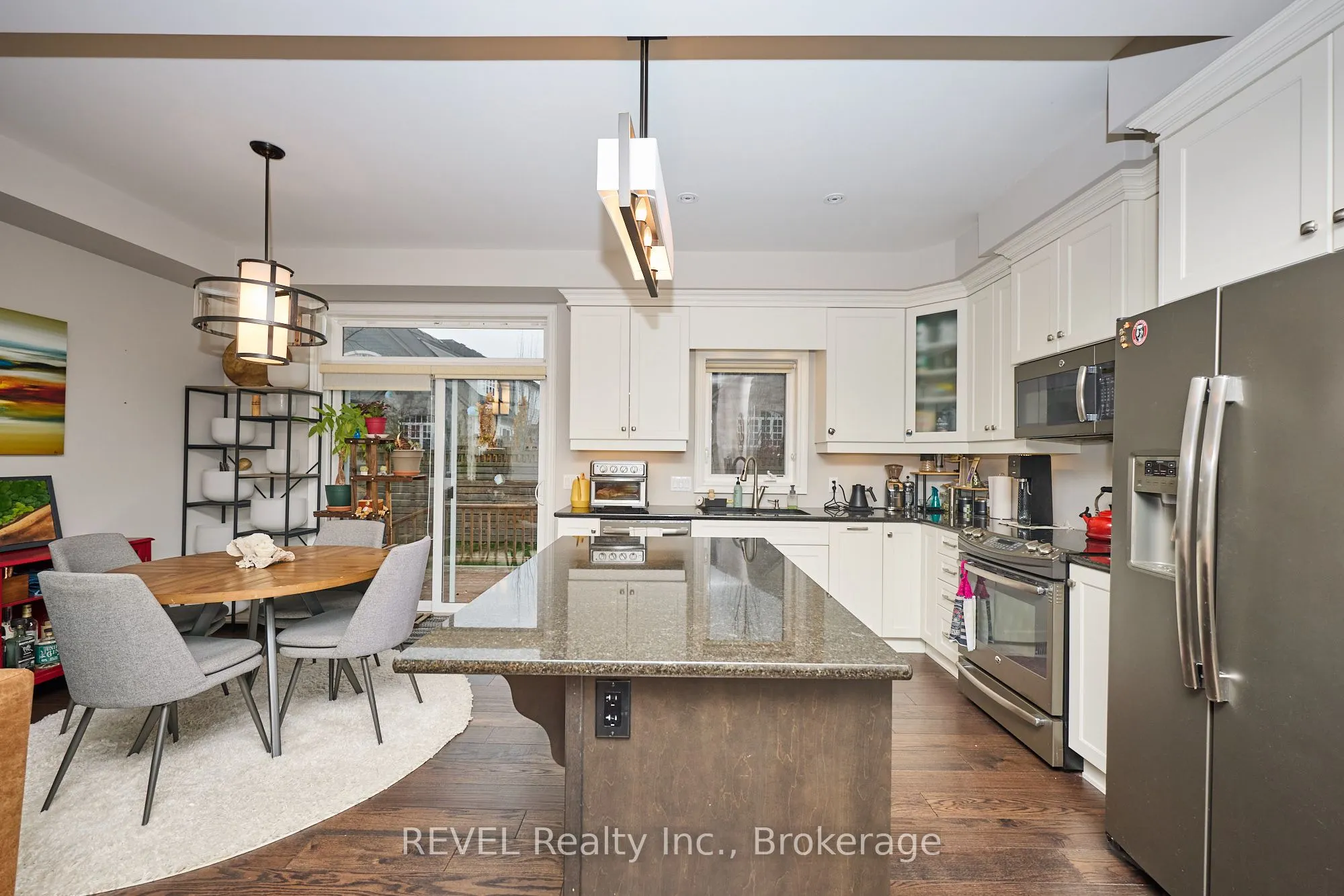608 Simcoe Street #5