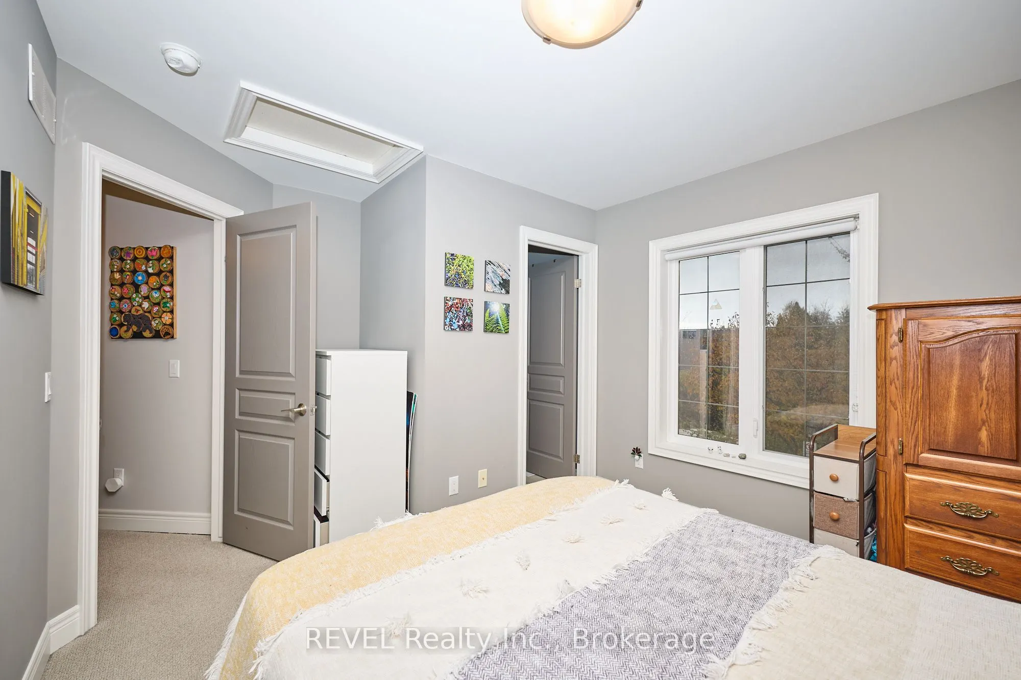 608 Simcoe Street #5