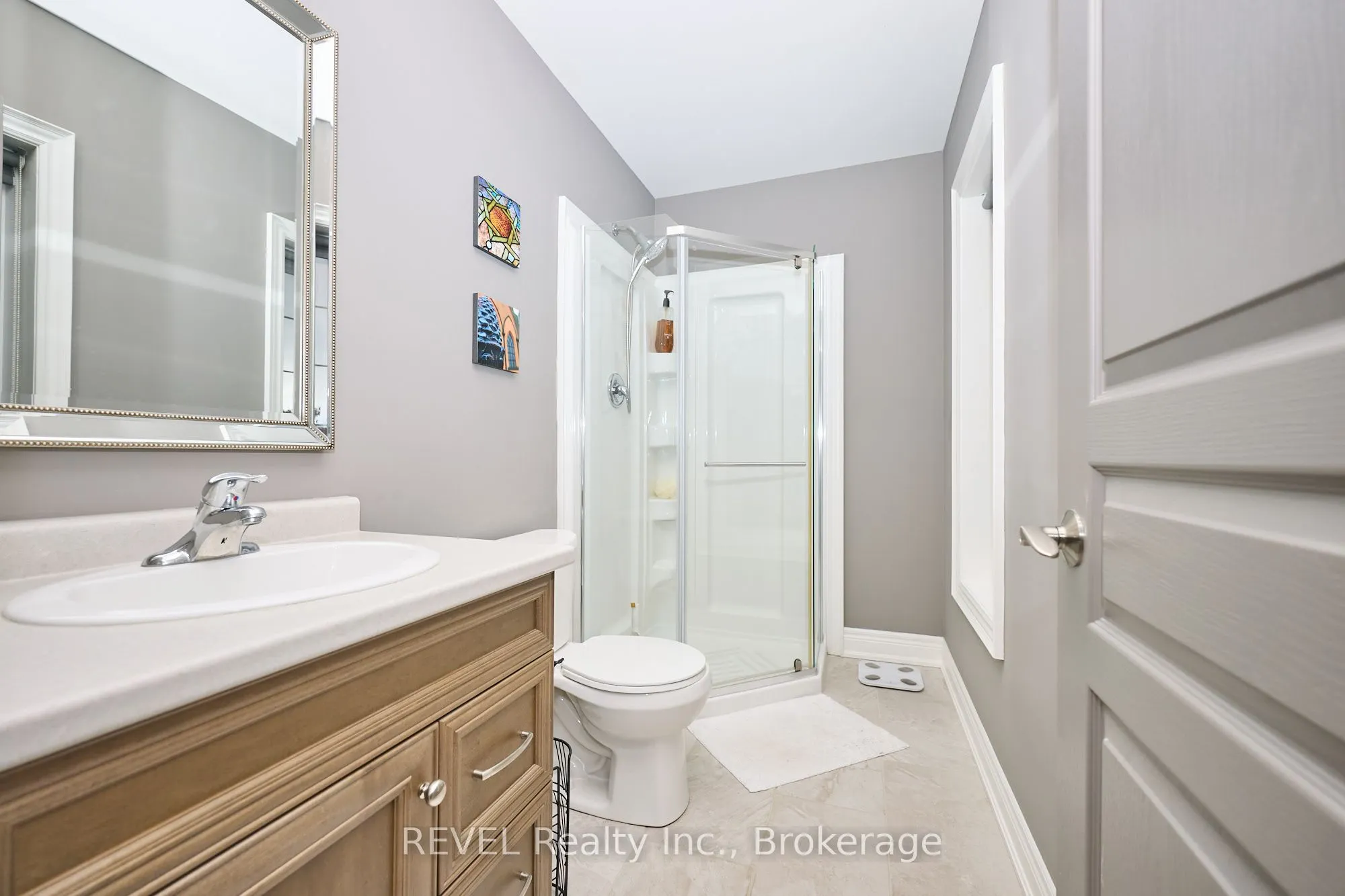 608 Simcoe Street #5