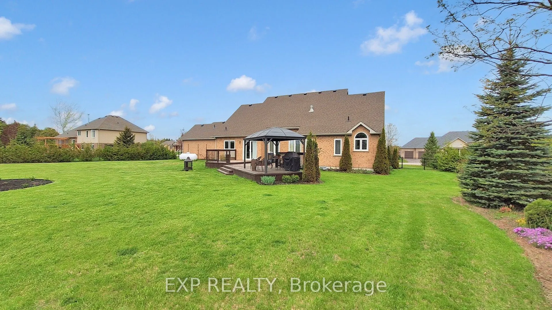 42 Somerville Crescent