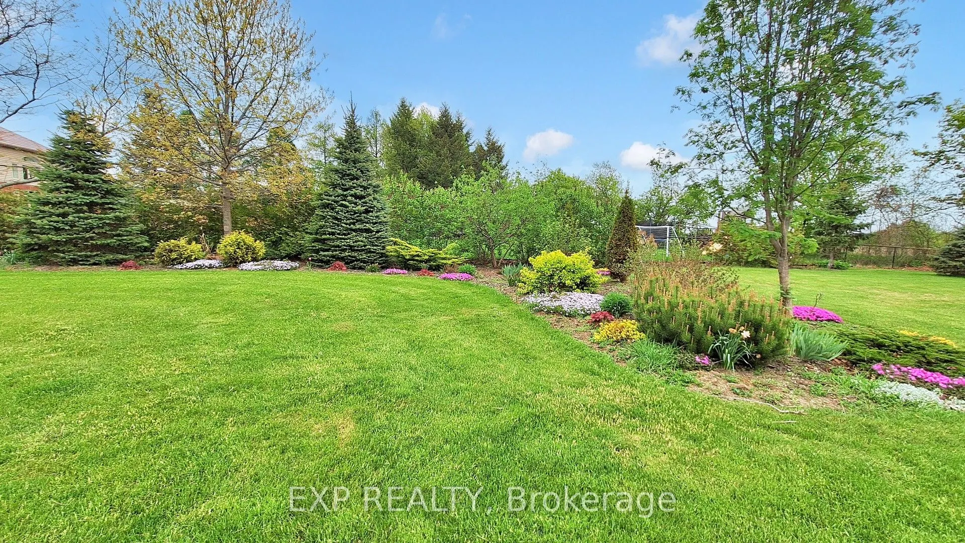 42 Somerville Crescent