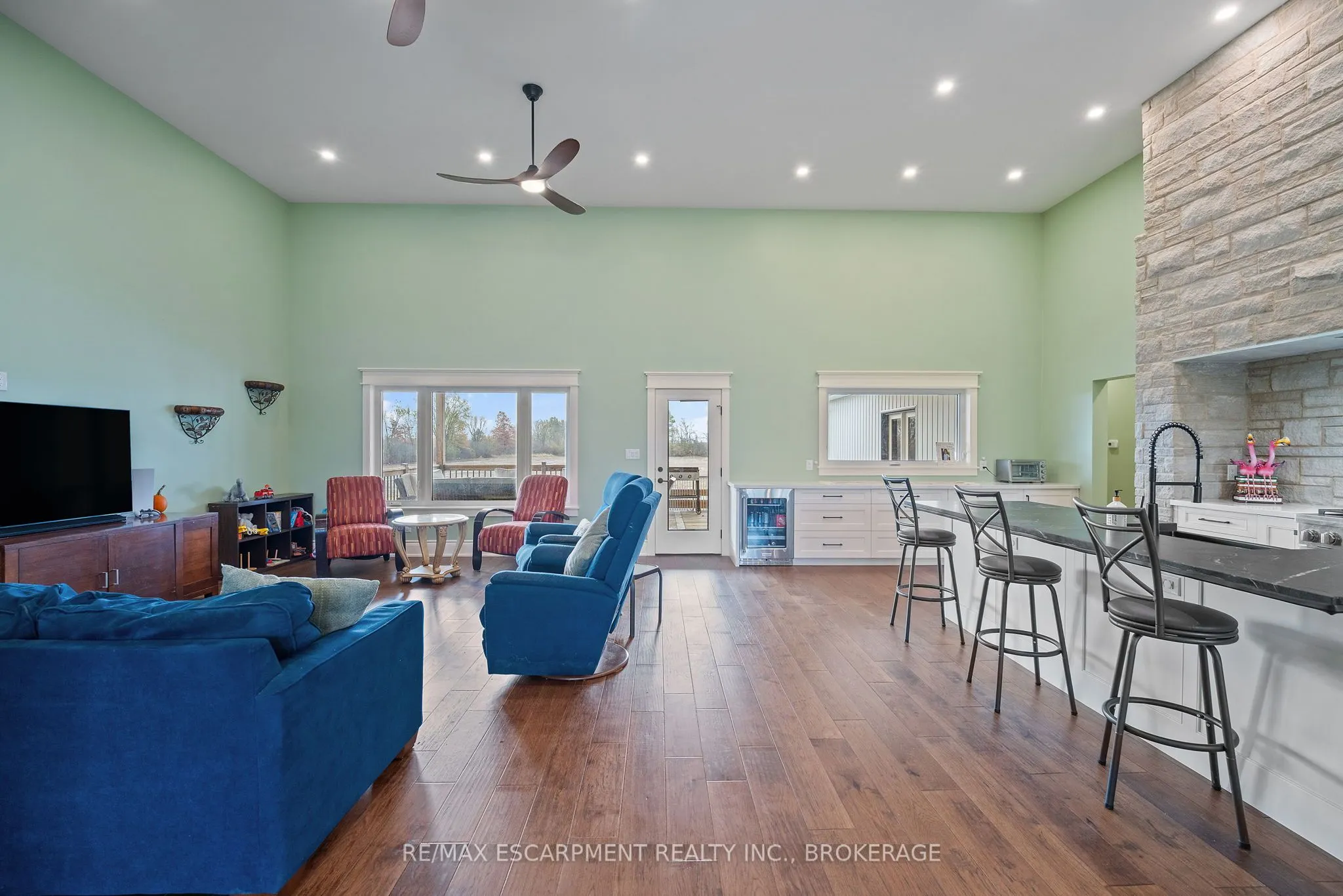 3809 Netherby Road