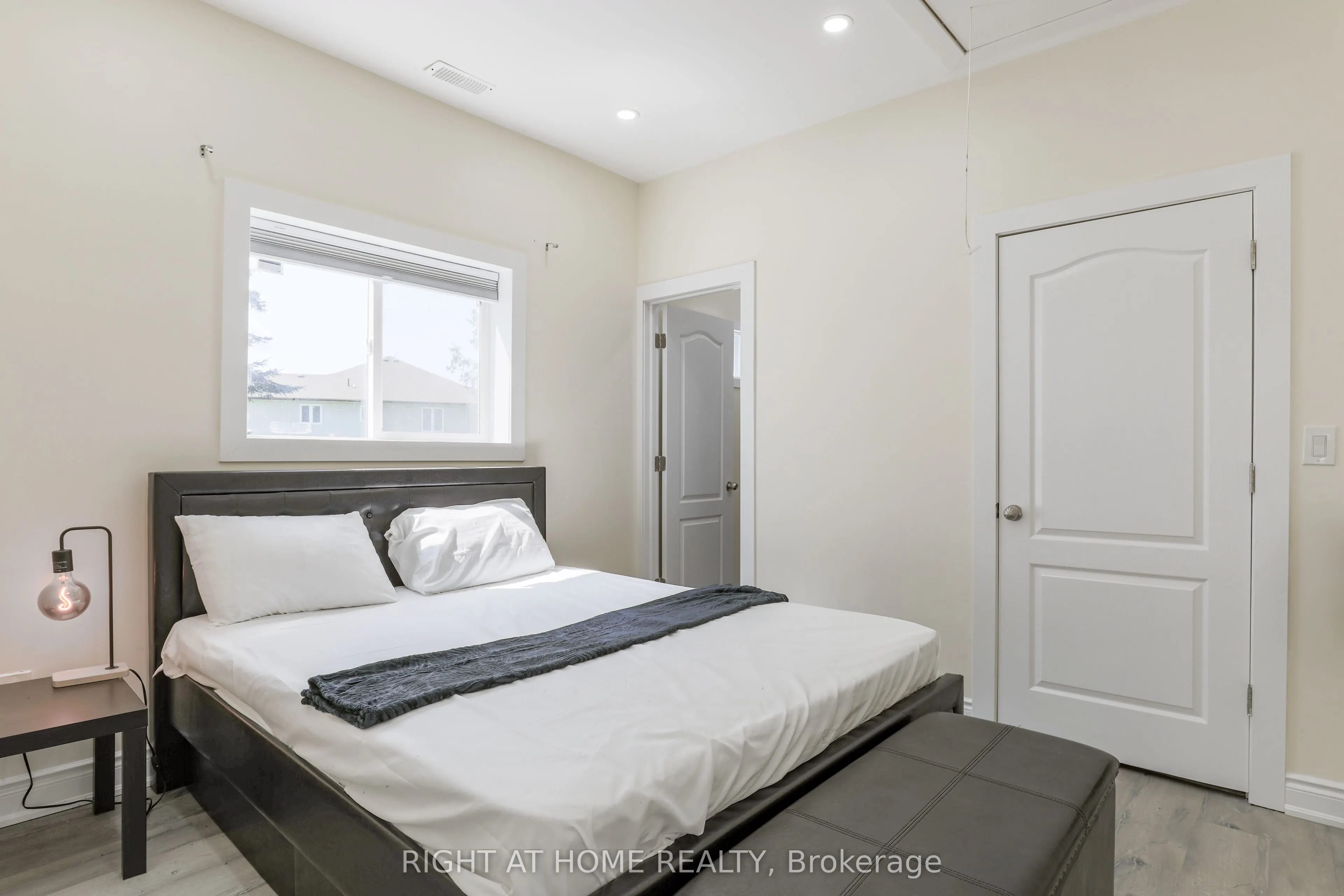 21 Shirley Anne Drive S