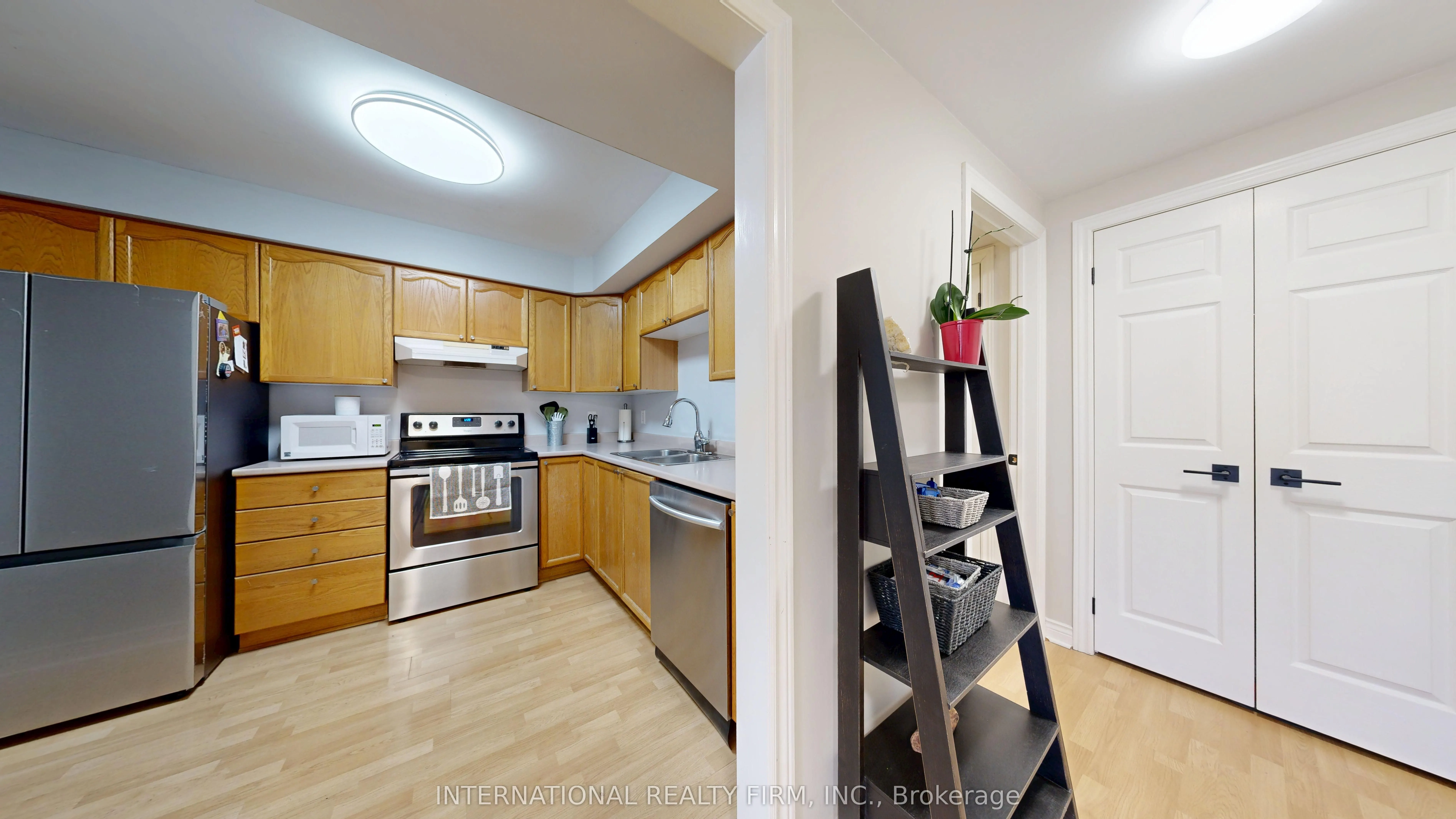 138 Hibernia Street #203