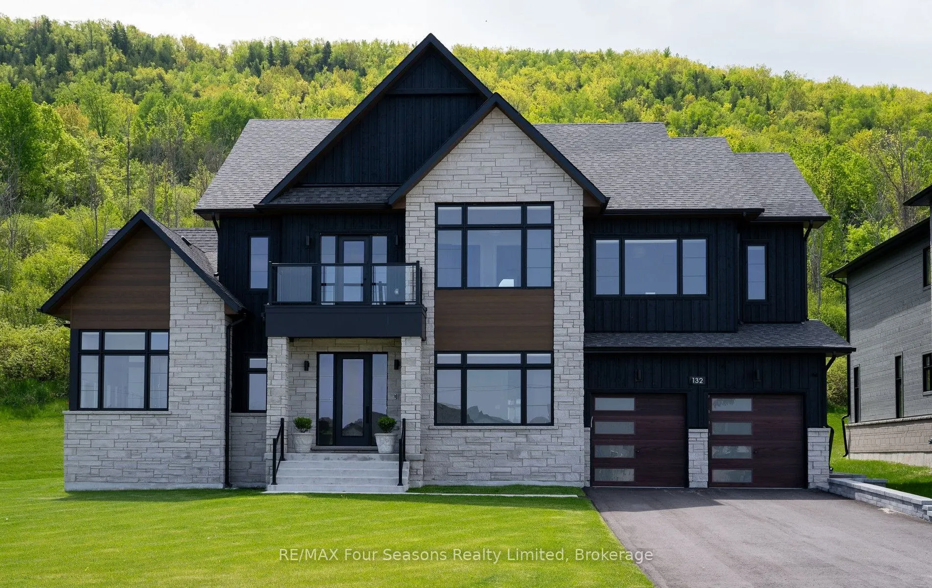 132 Dorothy Drive