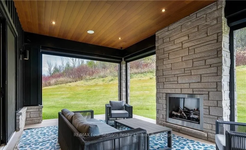 132 Dorothy Drive