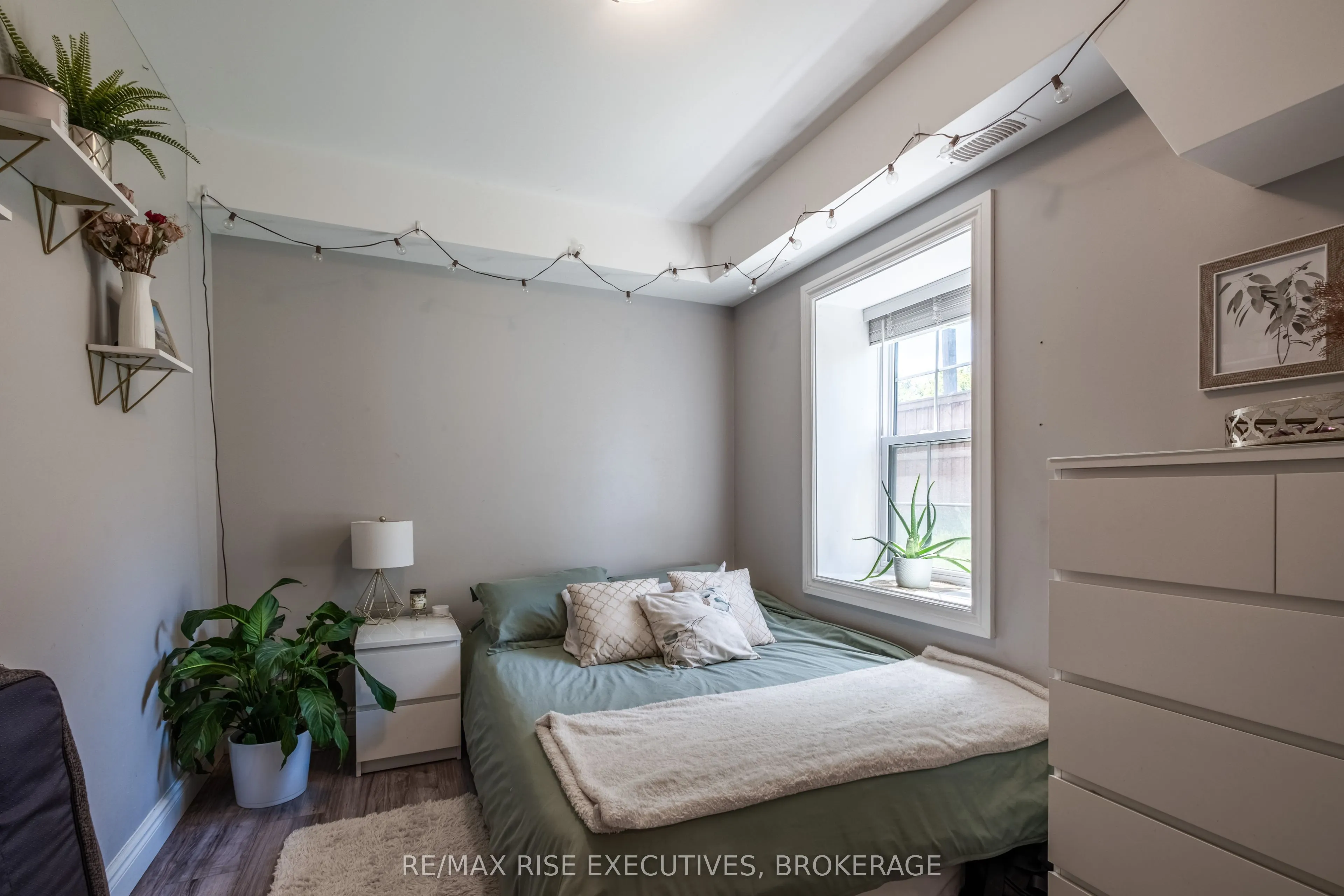120 Yonge Street