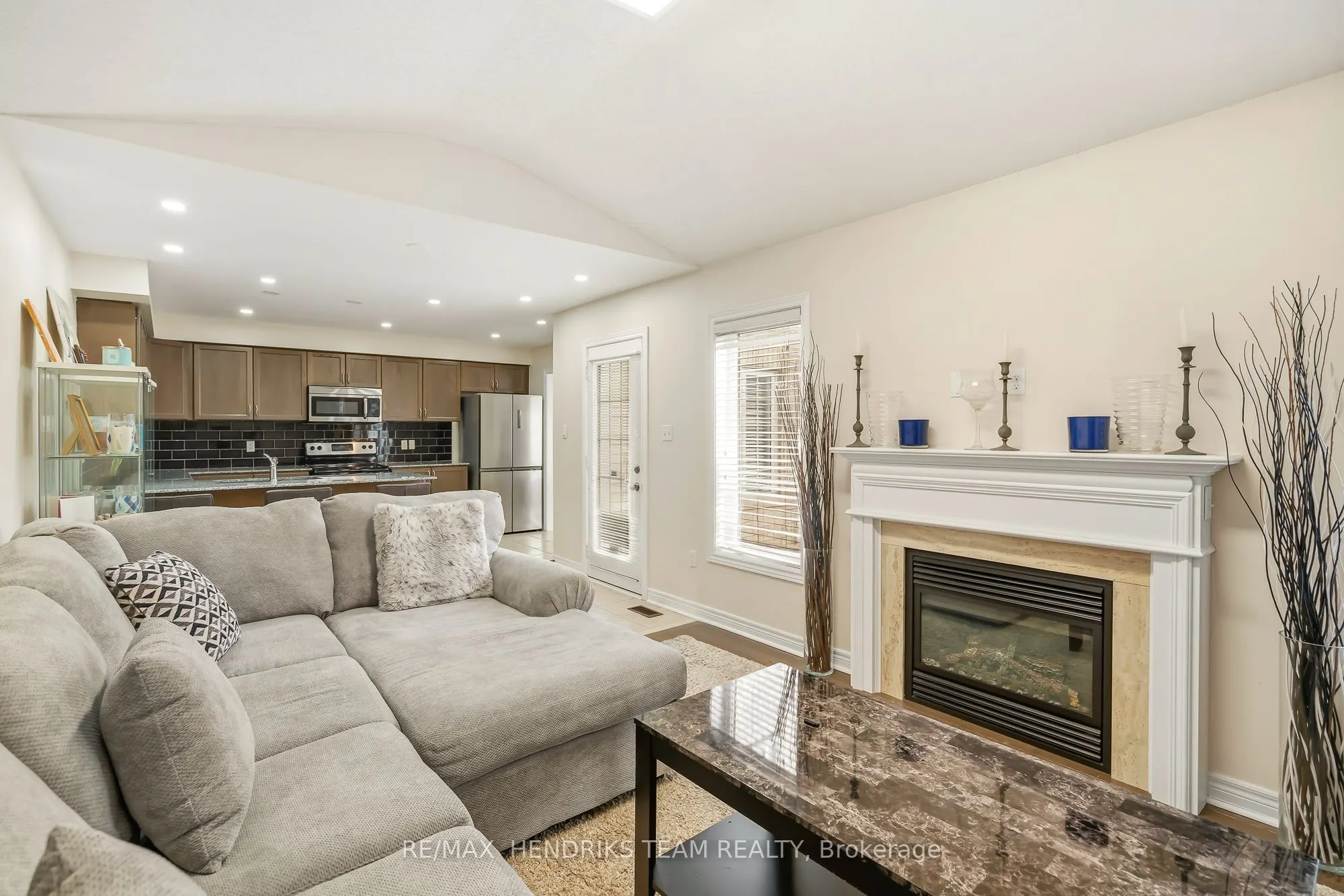 11 Keith Crescent
