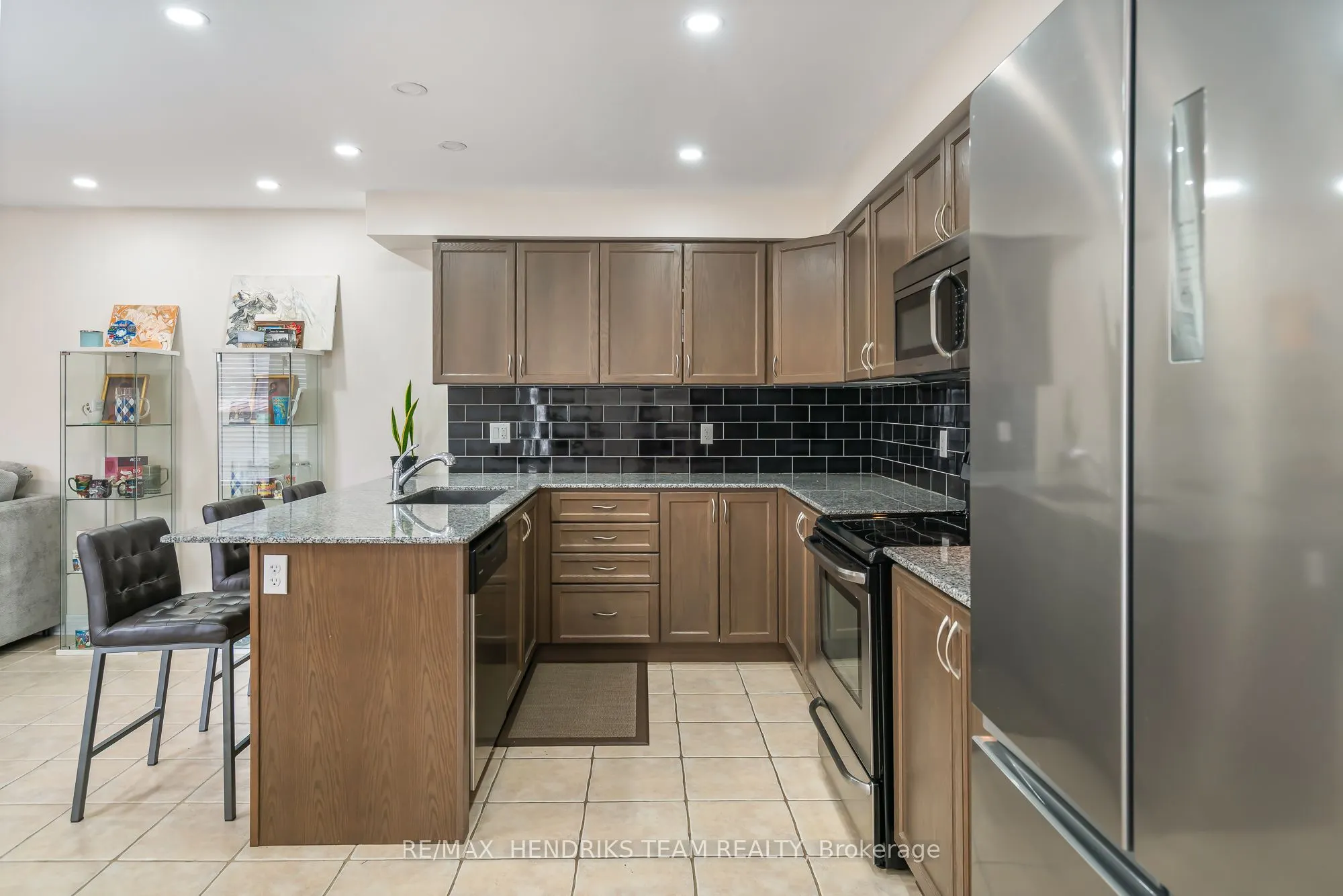 11 Keith Crescent