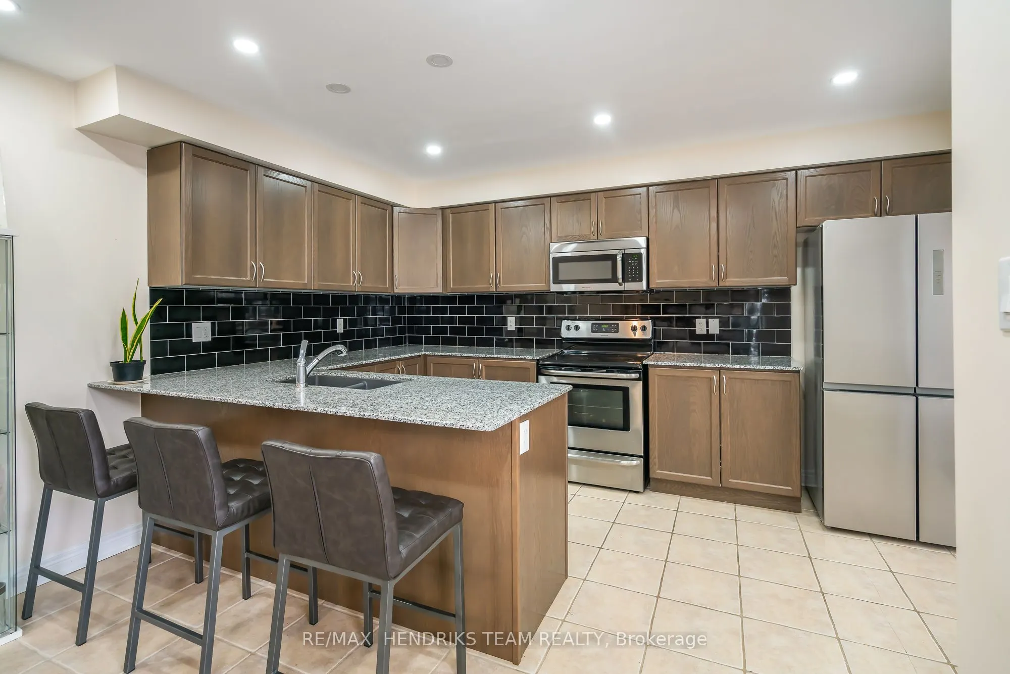 11 Keith Crescent